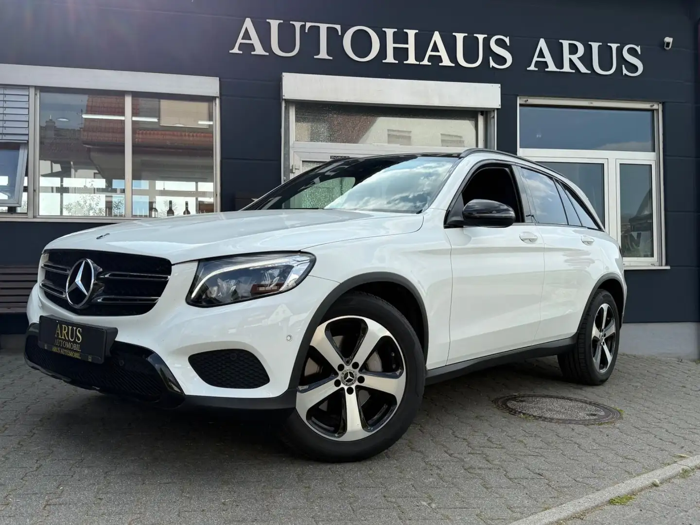 Mercedes-Benz GLC 250 4Matic/AMG-Line/ 1 Hand/ 1 Jahr Garantie Bianco - 1