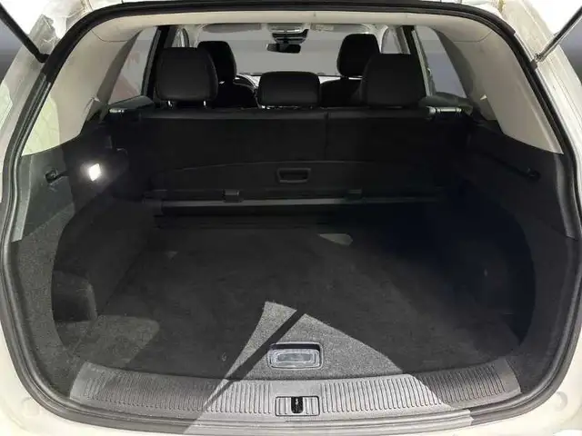 MG HS view 7