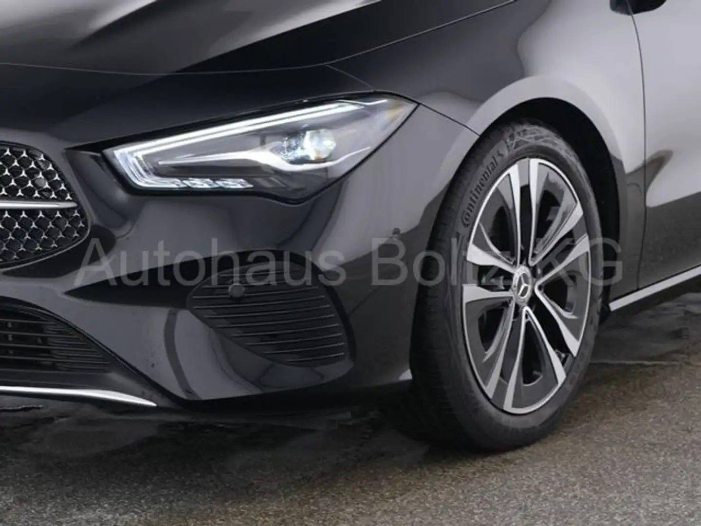 Mercedes-Benz CLA 180 ENp 50000 Edition KGo 360 Kam. Distronic Noir - 2