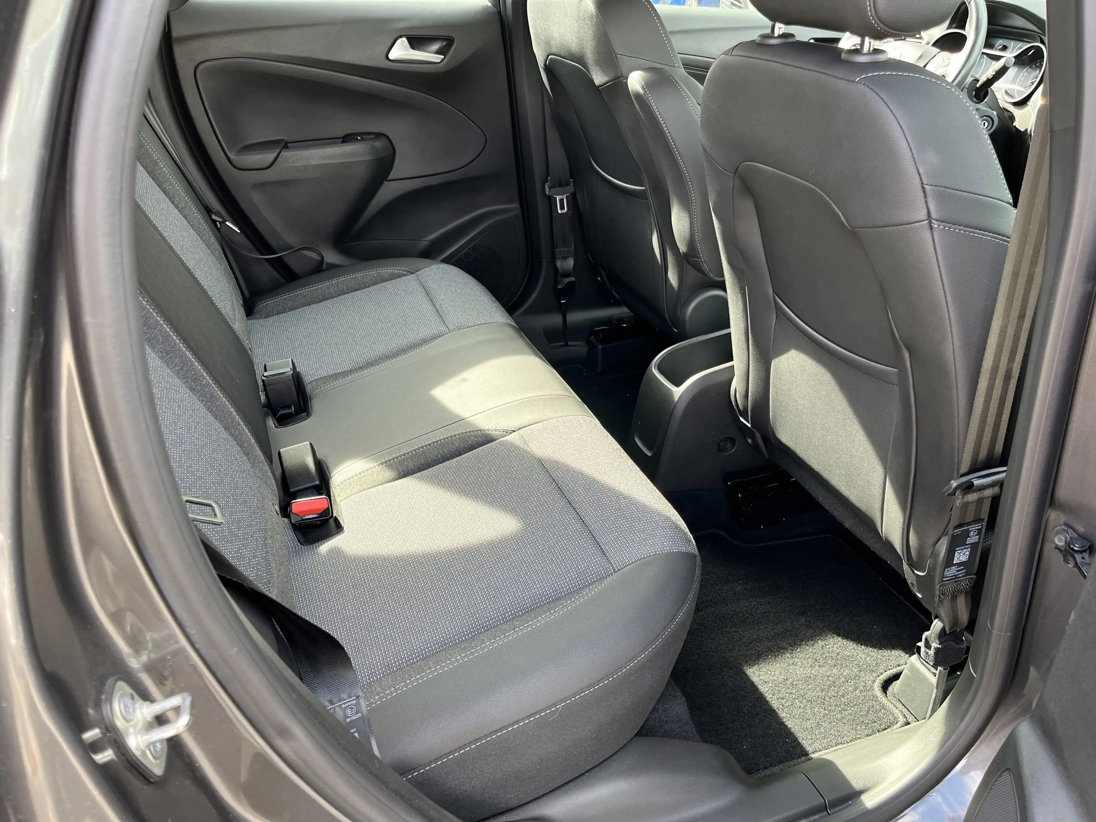 Opel Crossland 1.2 Turbo Elegance LED+SHZ+2xKlima — photo 10