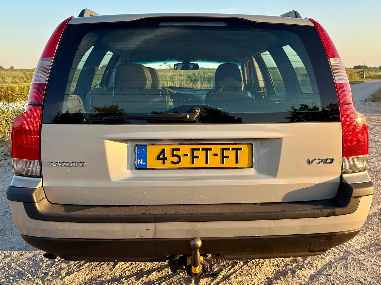 Volvo V70 2.4i, foto 4