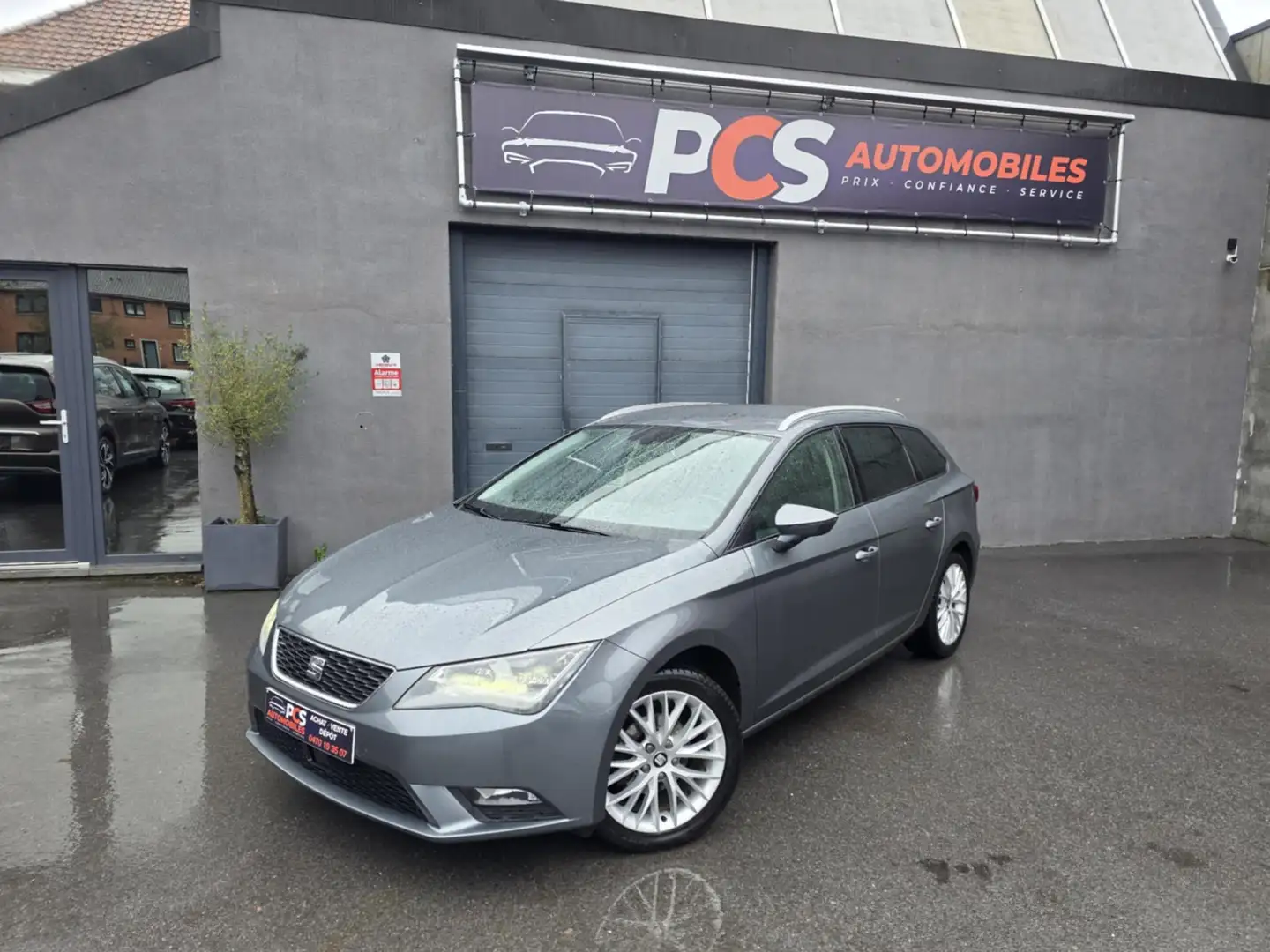 SEAT Leon ST 1.2 TSI Style*GPS*FULL LED*¨CUIR-ALCANTARA.. Gri - 1