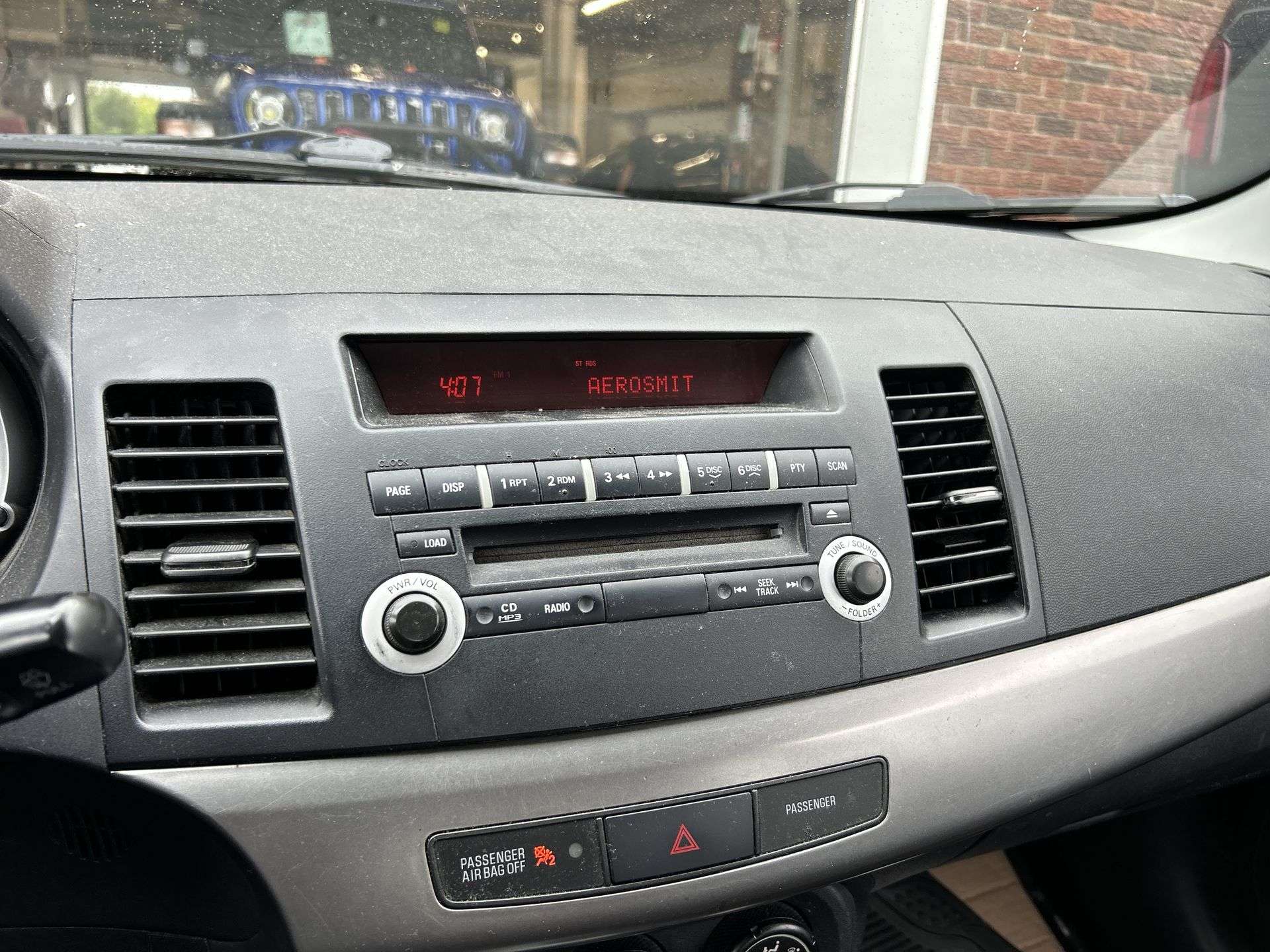 2013 Mitsubishi Lancer Sedan