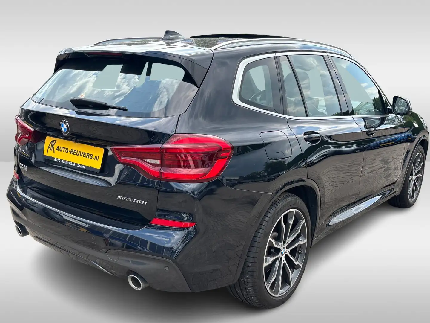 BMW X3 xDrive20i High Executive / Opendak / Leder / LED / Zwart - 2