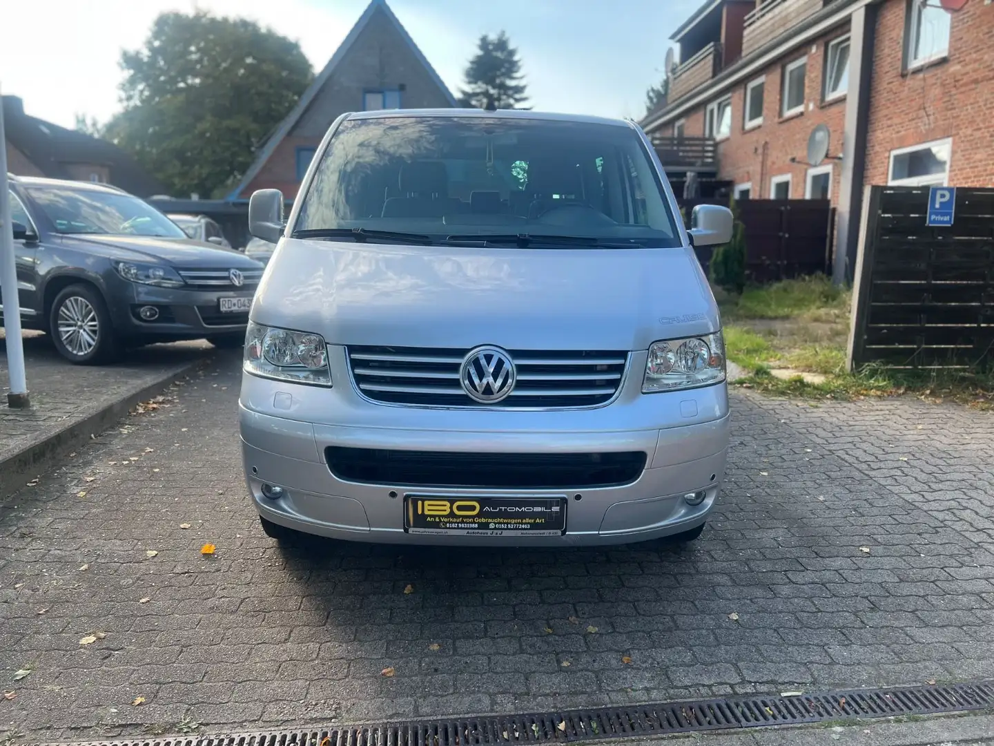 Volkswagen T5 Multivan 2.5 TDI +Navi+Panorama+AHK+Sitzhz+ Silber - 2