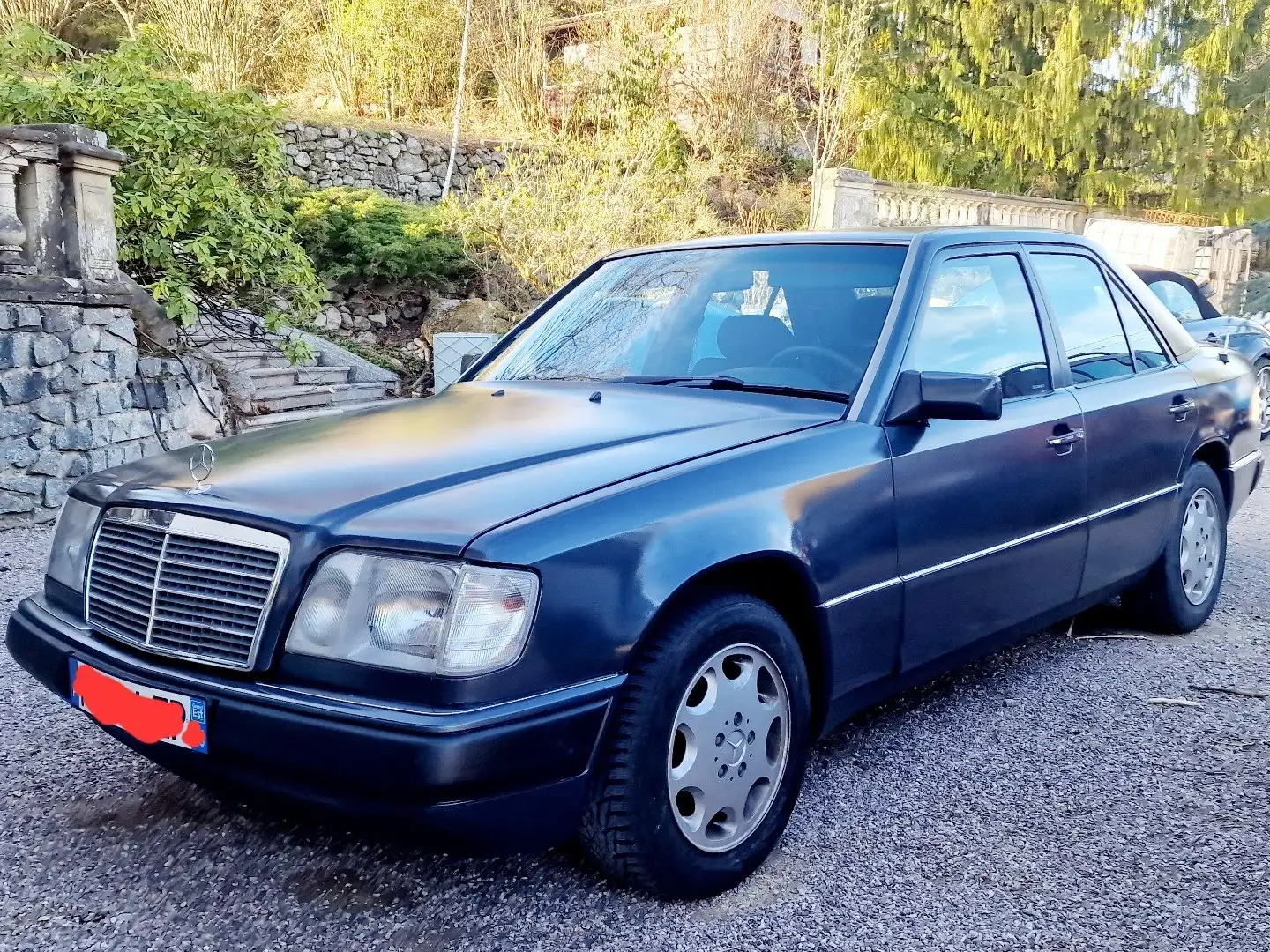 Mercedes-Benz 300 D - 1