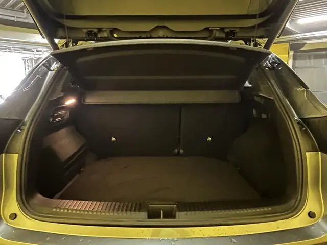 Renault Austral view 14