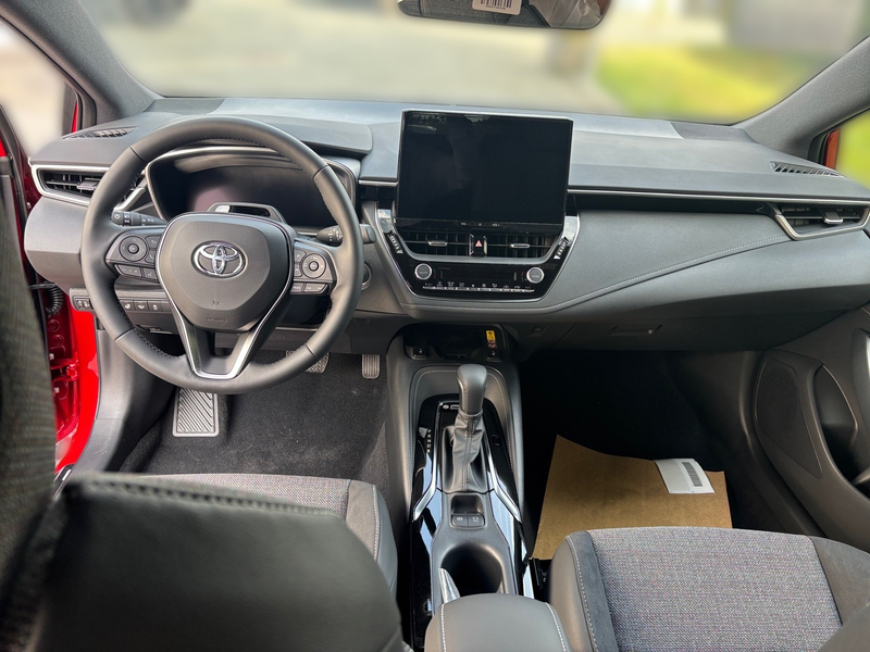 Toyota Corolla Touring Sports 1.8  Teamplayer ACC+LED — photo 13