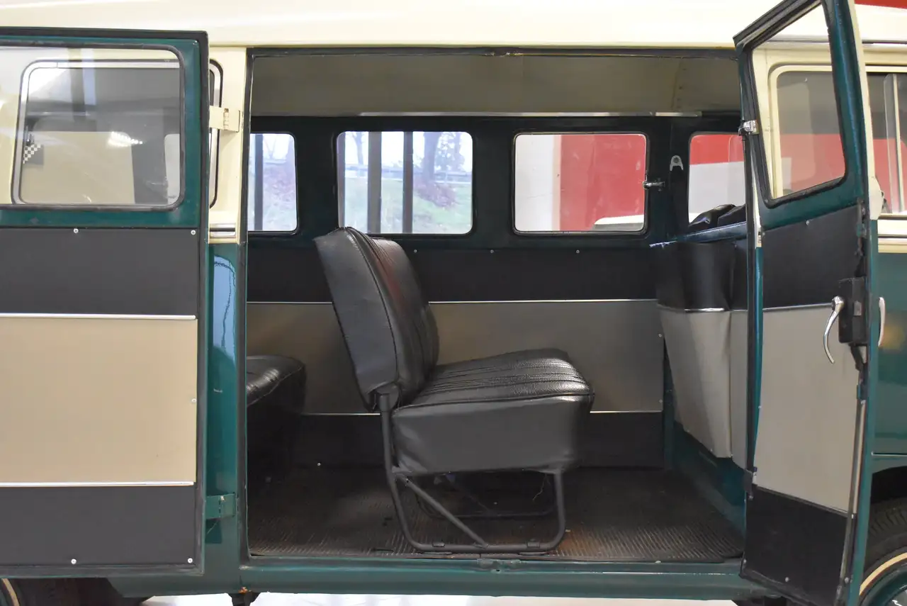 Volkswagen T1 BUS 9 POSTI LUX ISCRITTO ASI, foto 9