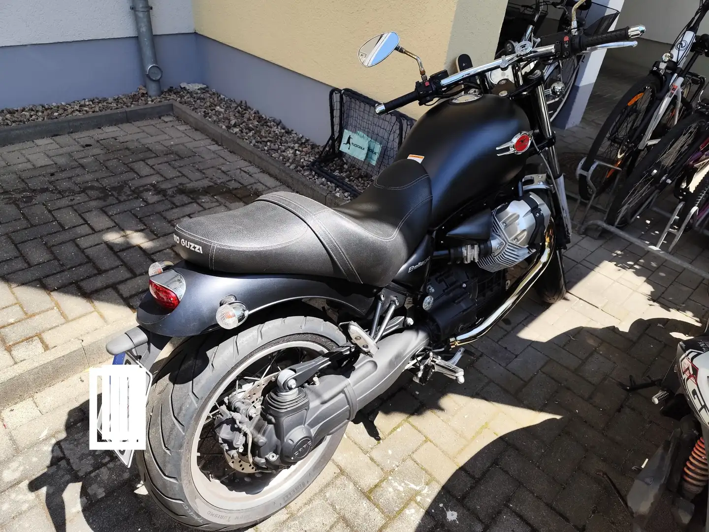 Moto Guzzi Bellagio Zwart - 2