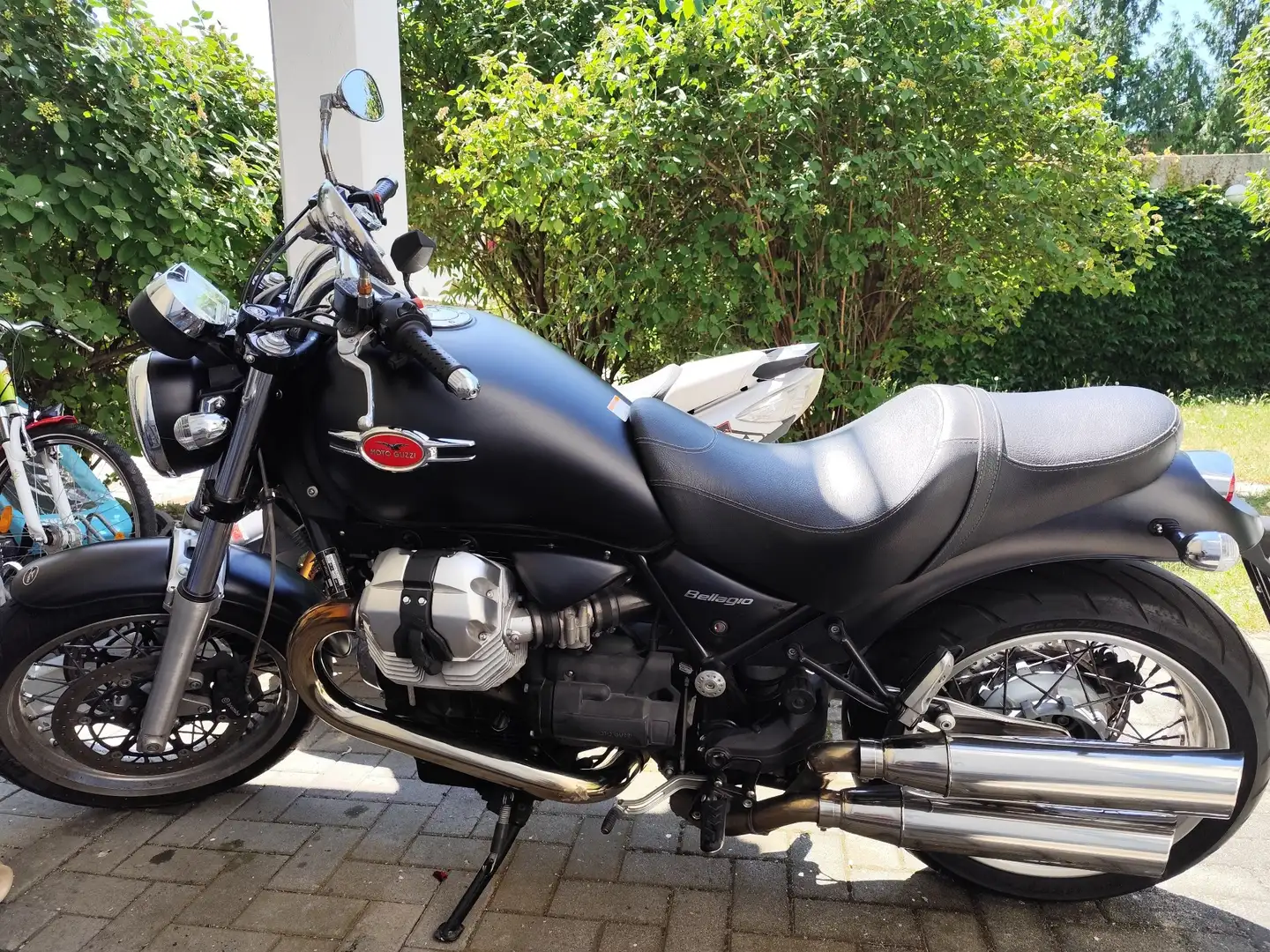 Moto Guzzi Bellagio Zwart - 1