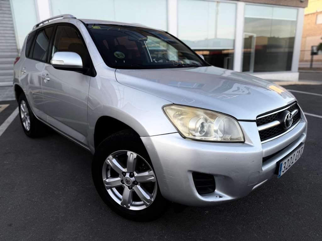 Toyota RAV 4 2.2D-4D Premium Cross Sport - foto 1