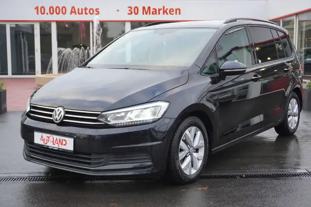 Volkswagen Touran 1.6 TDI 7-Sitzer ACC AHK PDC Navi