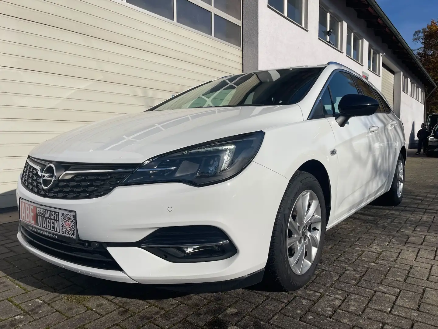 Opel Astra K Sports Tourer 1.5D Business Elegance LED Weiß - 1