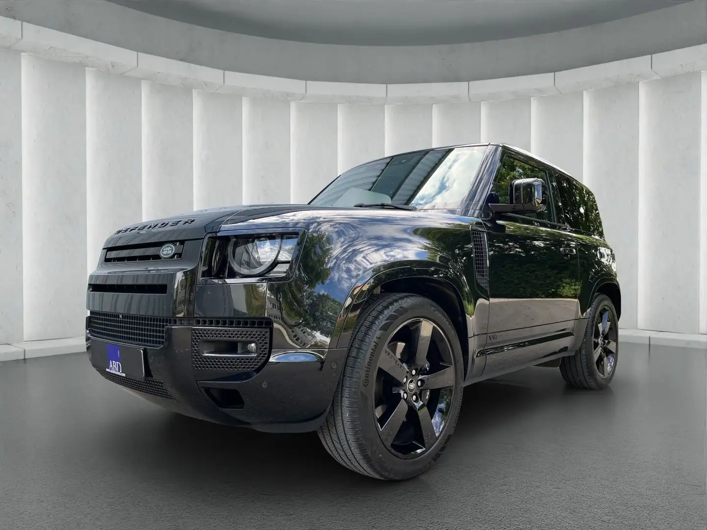 Land Rover Defender P90 V8 Meridian/360/HUD/LED/Pano Noir - 1