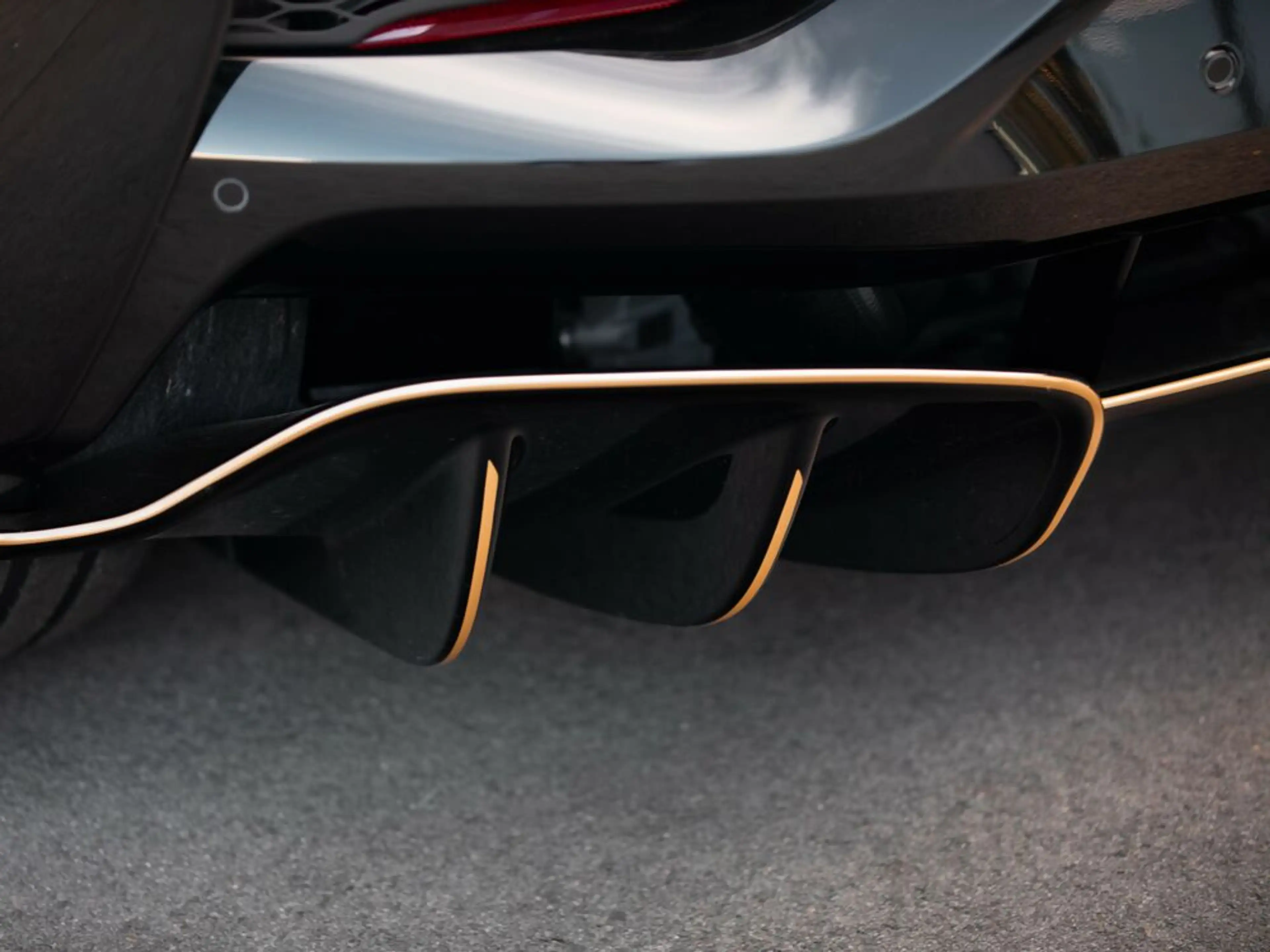 McLaren Artura Artura Spider / MSO Pack / F1 Drivers Signatures — photo 8