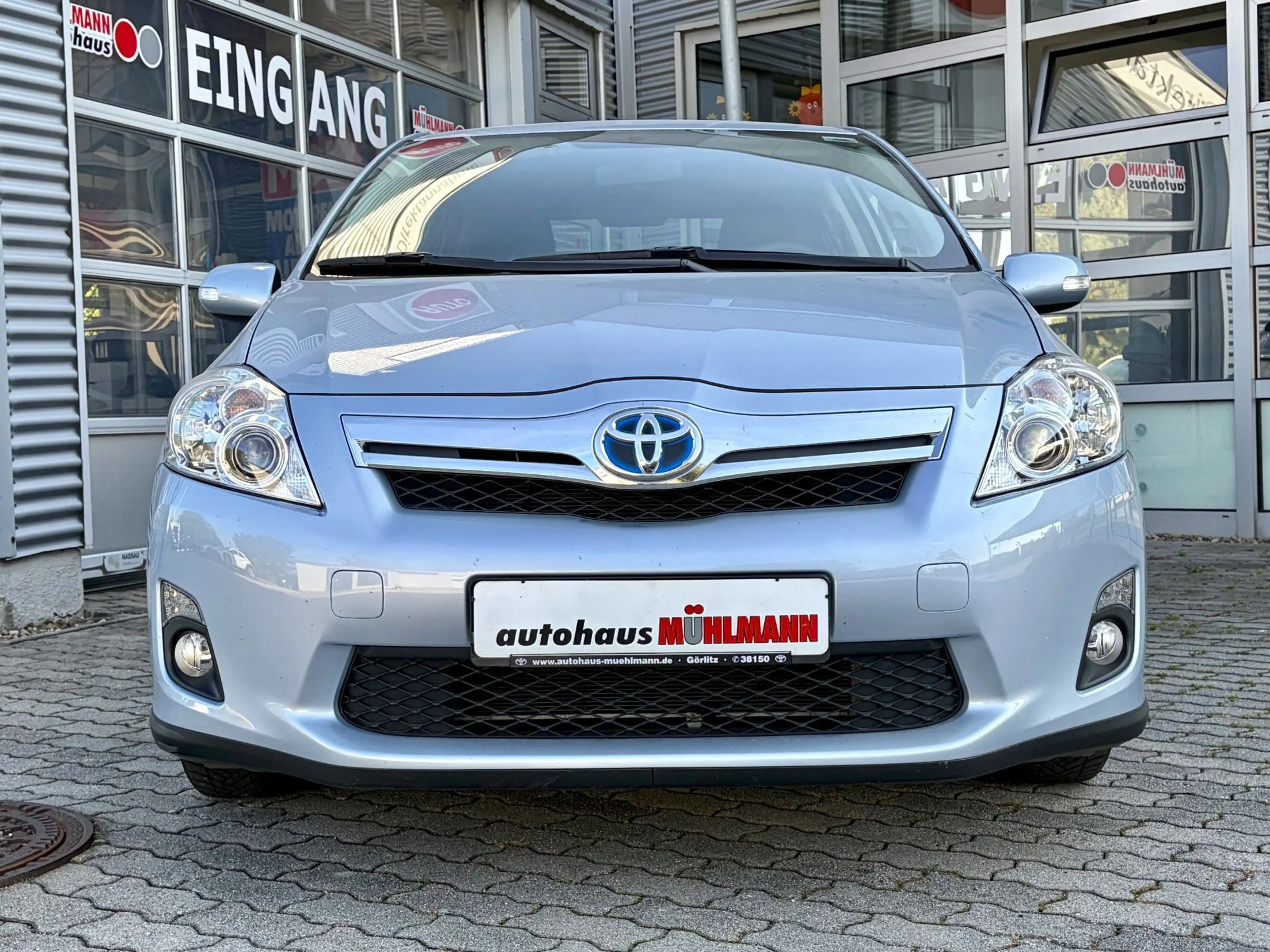 Toyota Auris 1.8 (Hybrid) Life — photo 4