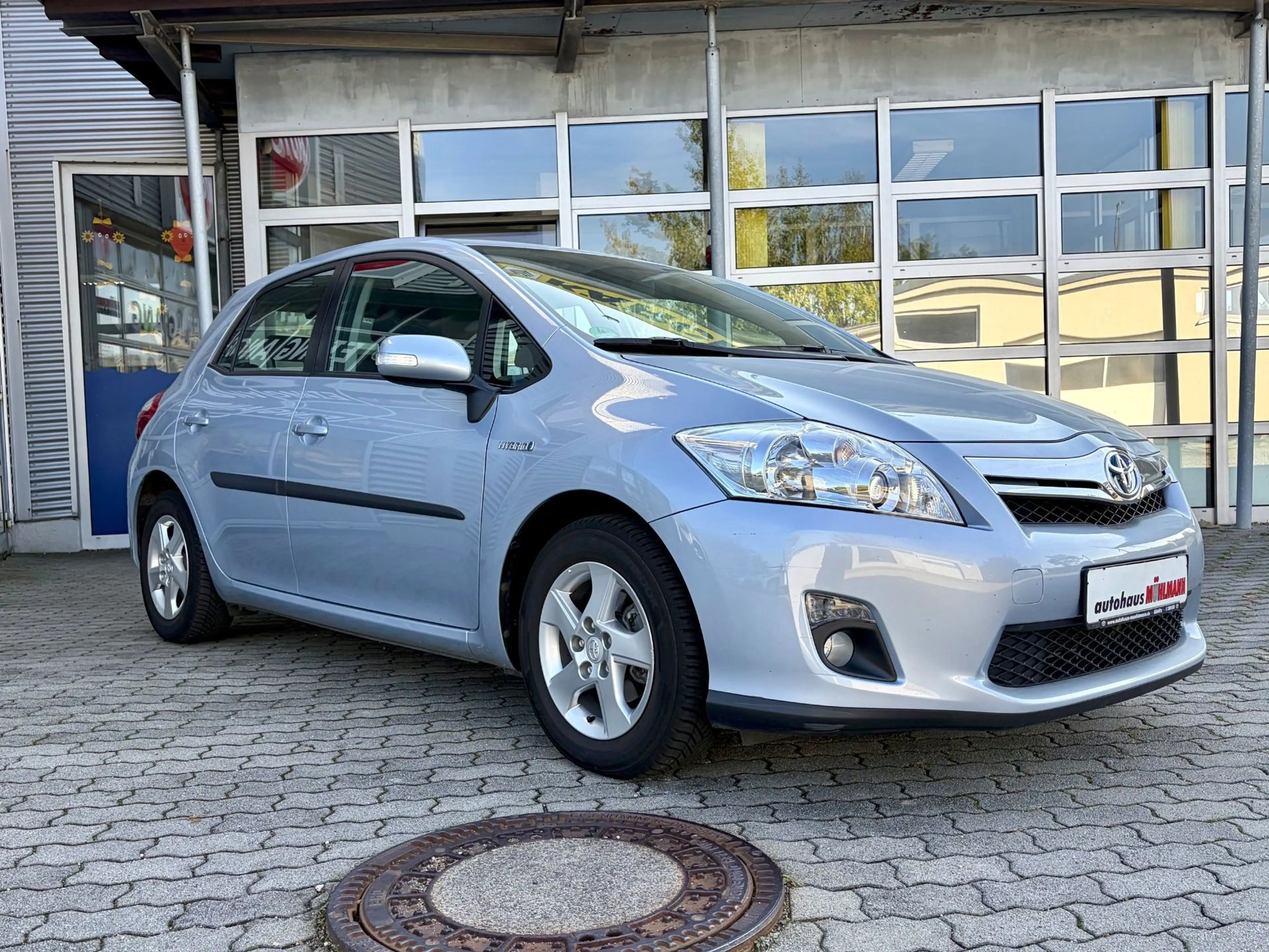Toyota Auris 1.8 (Hybrid) Life — photo 5