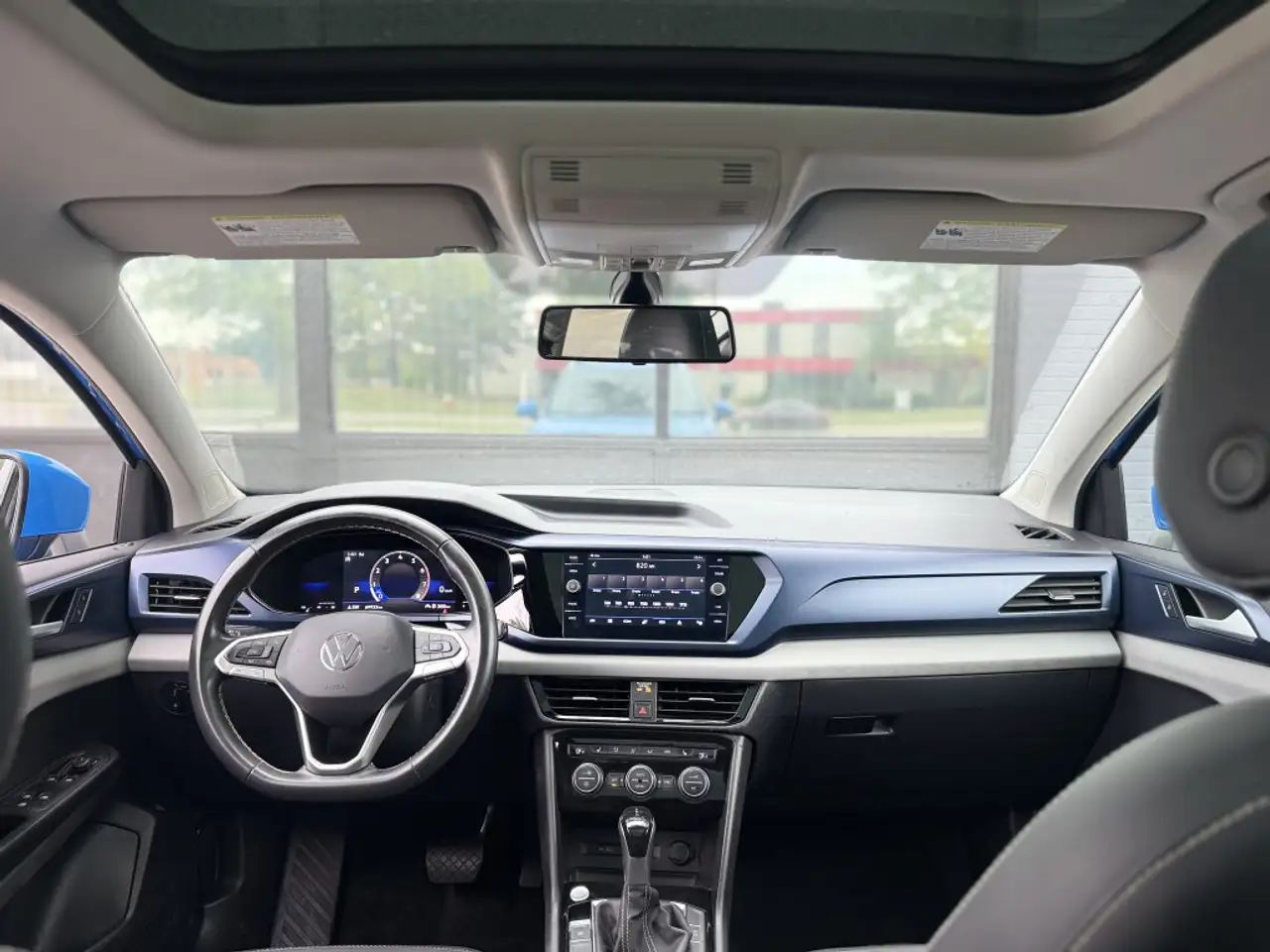 Volkswagen Taos снимка Volkswagen Taos