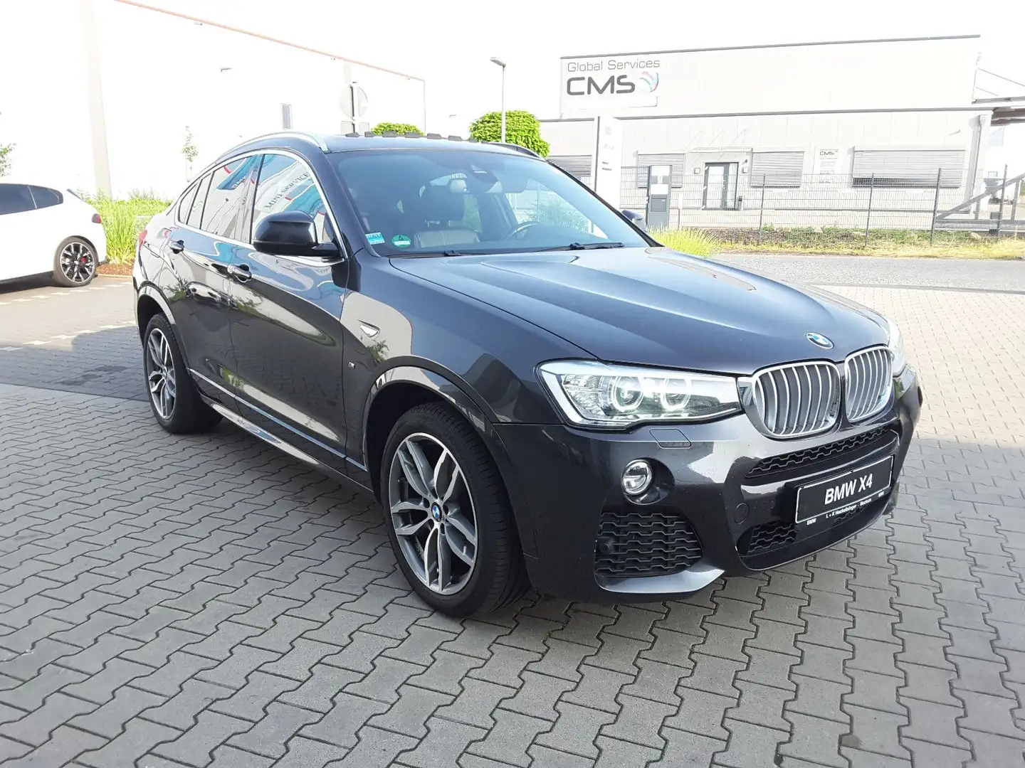 BMW X4 xDrive 30d,M-Paket,Leder, AHK,Navi,HUD,HIFI, Gris - 2