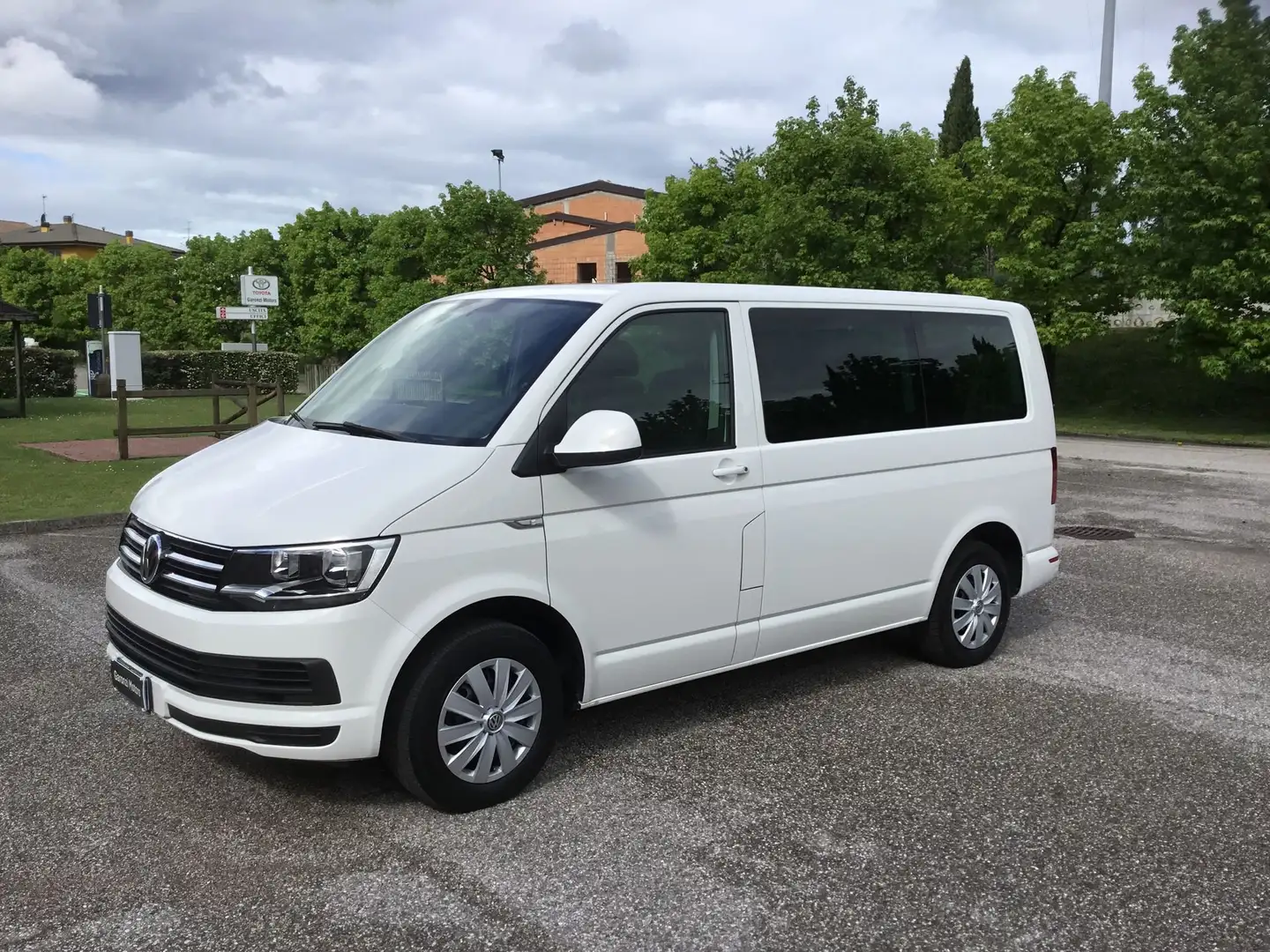 Volkswagen T6 Caravelle 2.0 TDI 150CV PC Comfortline IVA ESCLUSA Fehér - 1