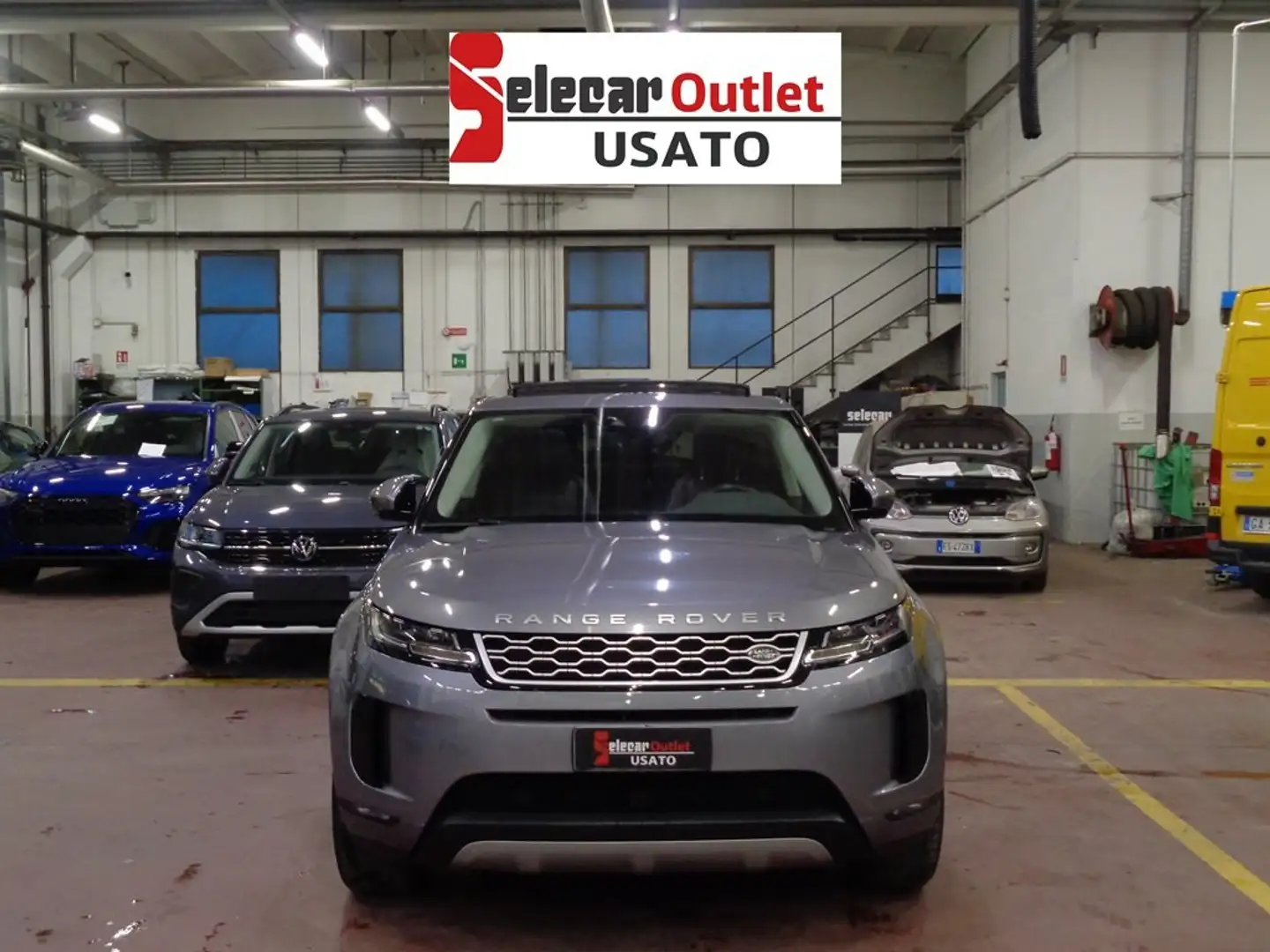 Land Rover Range Rover Evoque 2.0 i4 mhev R-Dynamic S awd 200cv auto Grigio - 2