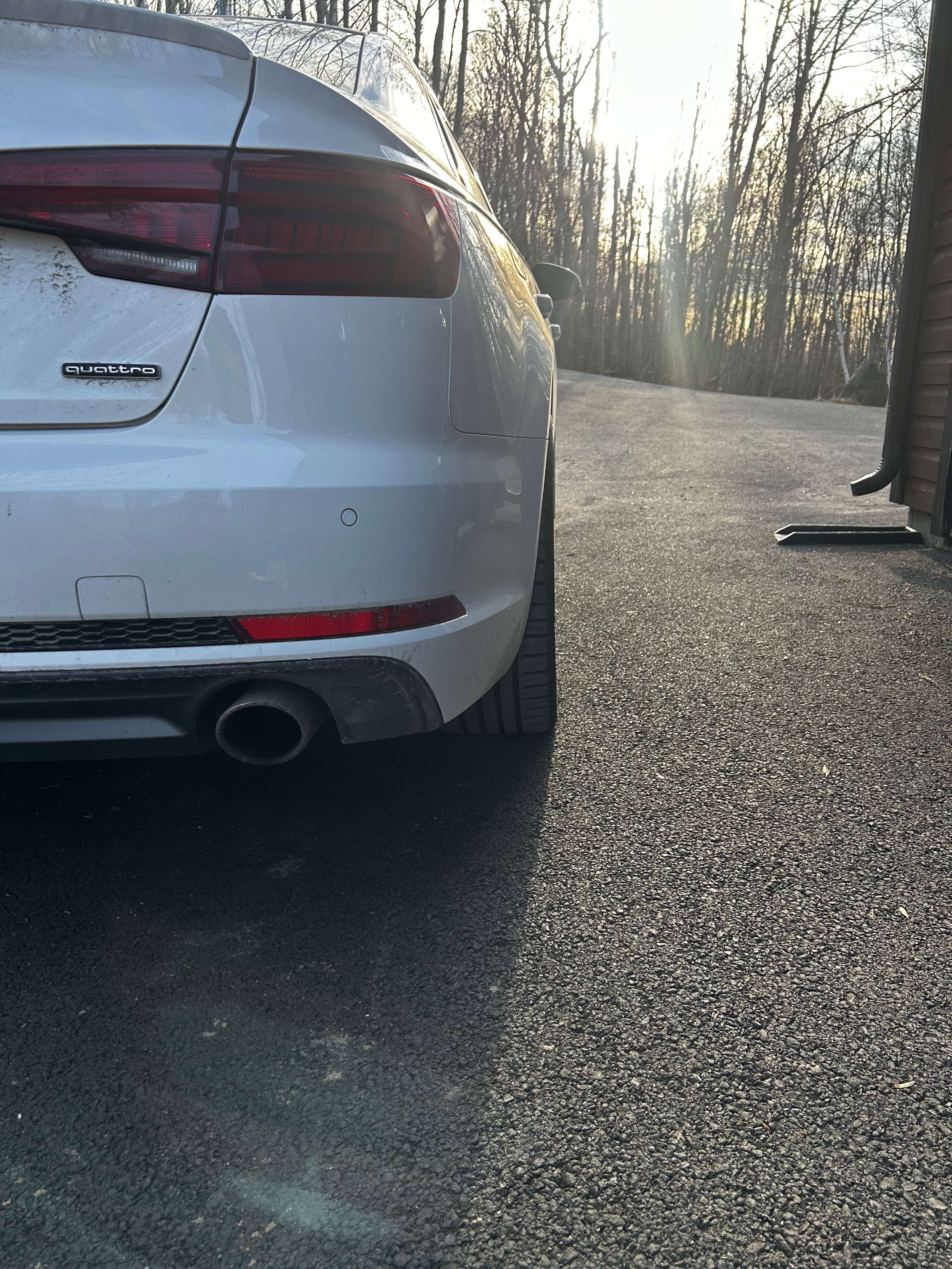 2018 Audi A4 Komfort alt 4