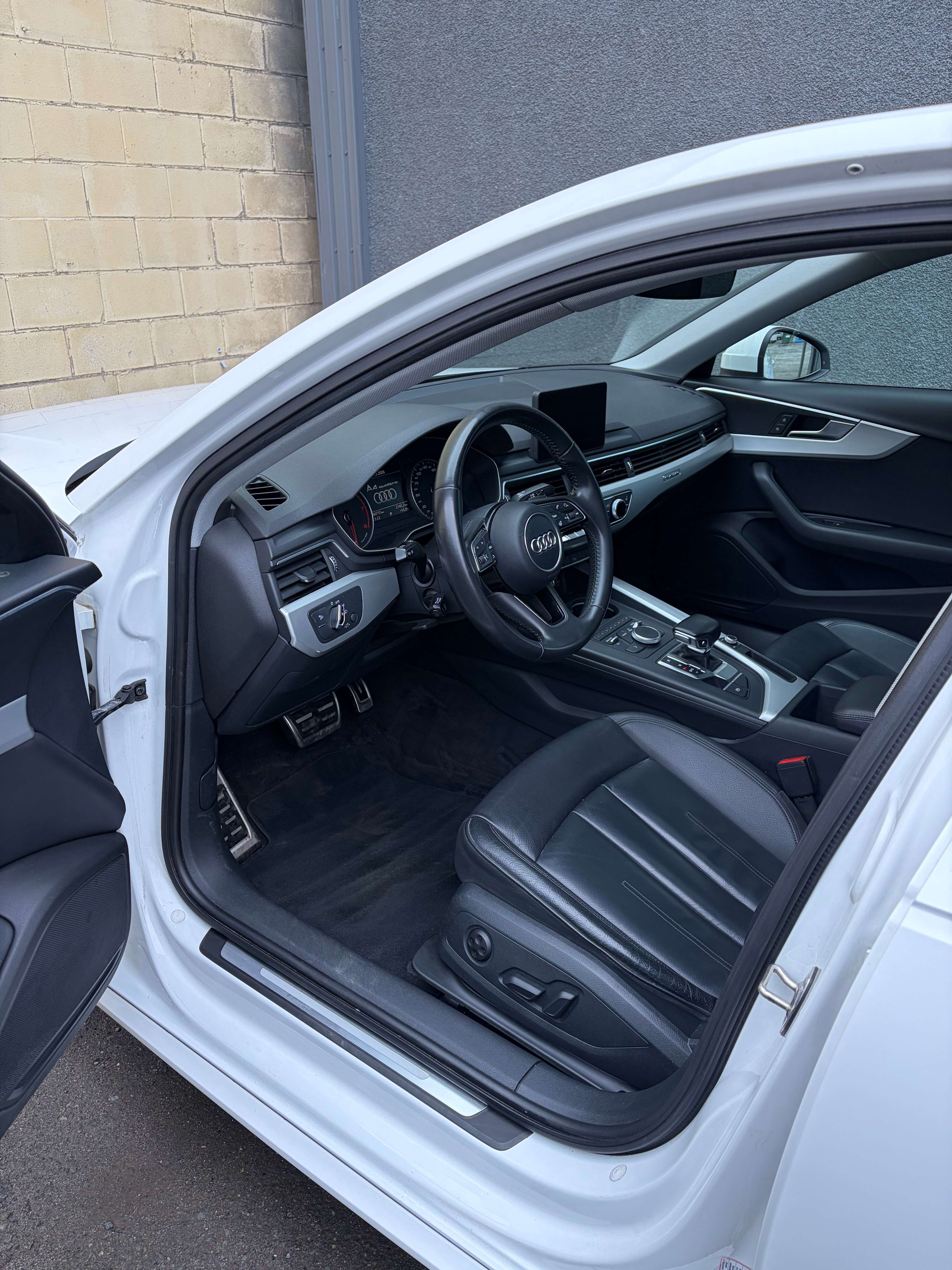 2018 Audi A4 Komfort thumb 12