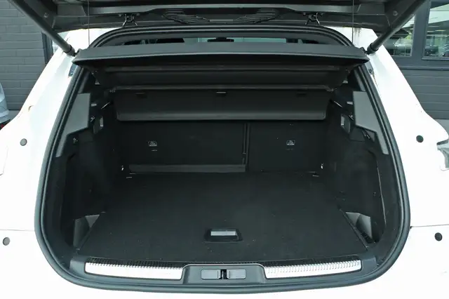 DS Automobiles DS 7 Crossback view 15