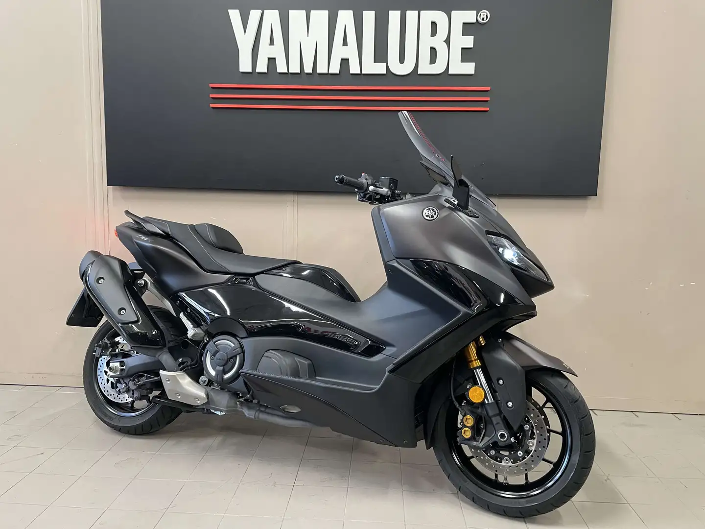 Yamaha TMAX 560 TECH Marrone - 1