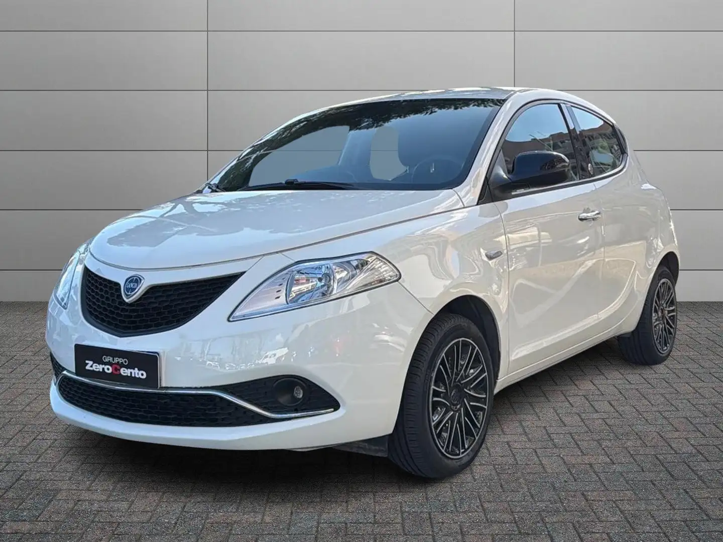 Lancia Ypsilon Ypsilon 1.2 s&s 69cv my19 Bianco - 1