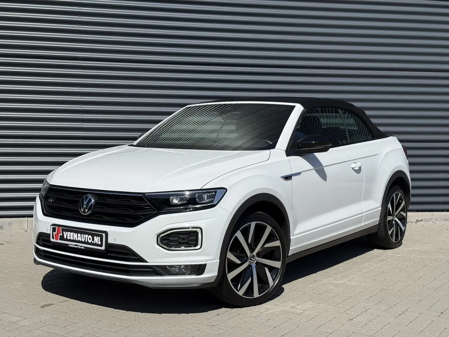 Volkswagen T-Roc Cabrio 1.5 TSI R-Line Beats Audio/Leder/Apple bijela - 2