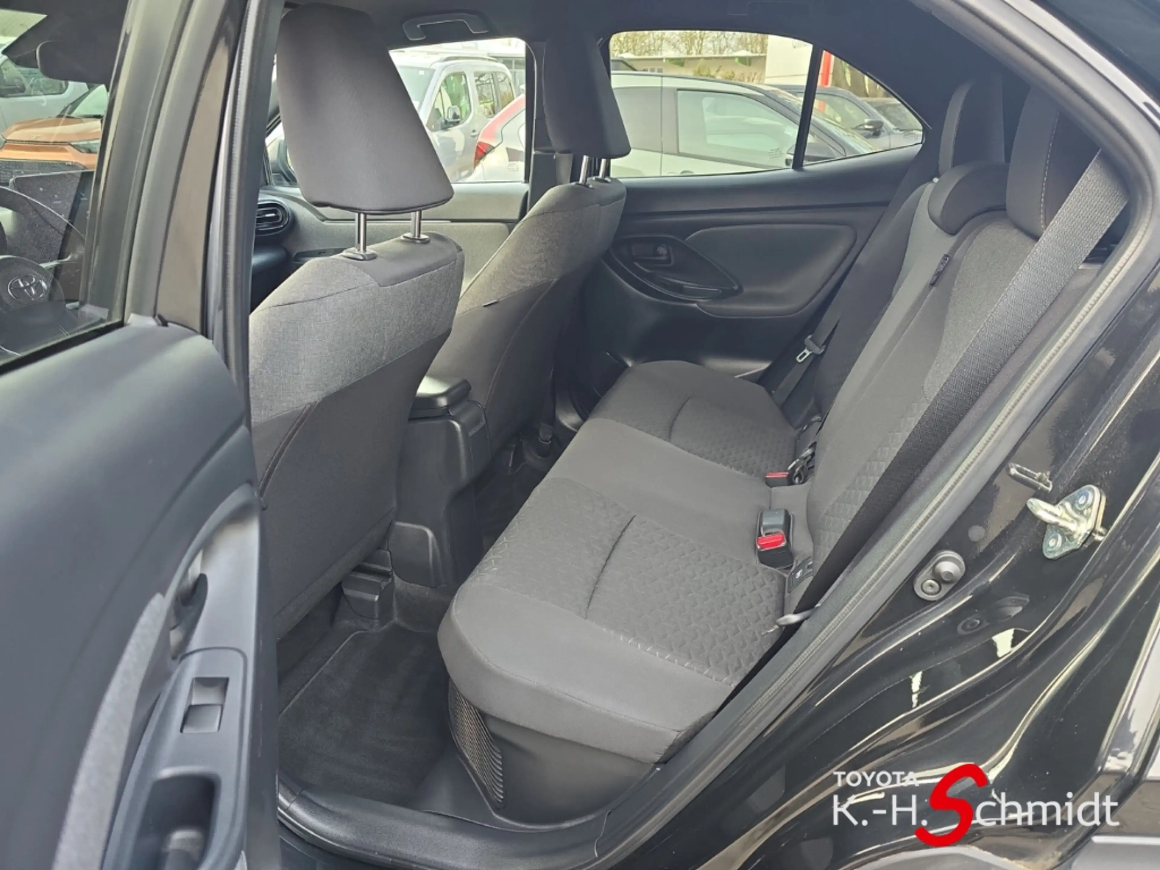 Toyota Yaris Cross FWD Teamplayer - 1,5 l 4x2 Hybrid Teamplay — photo 13
