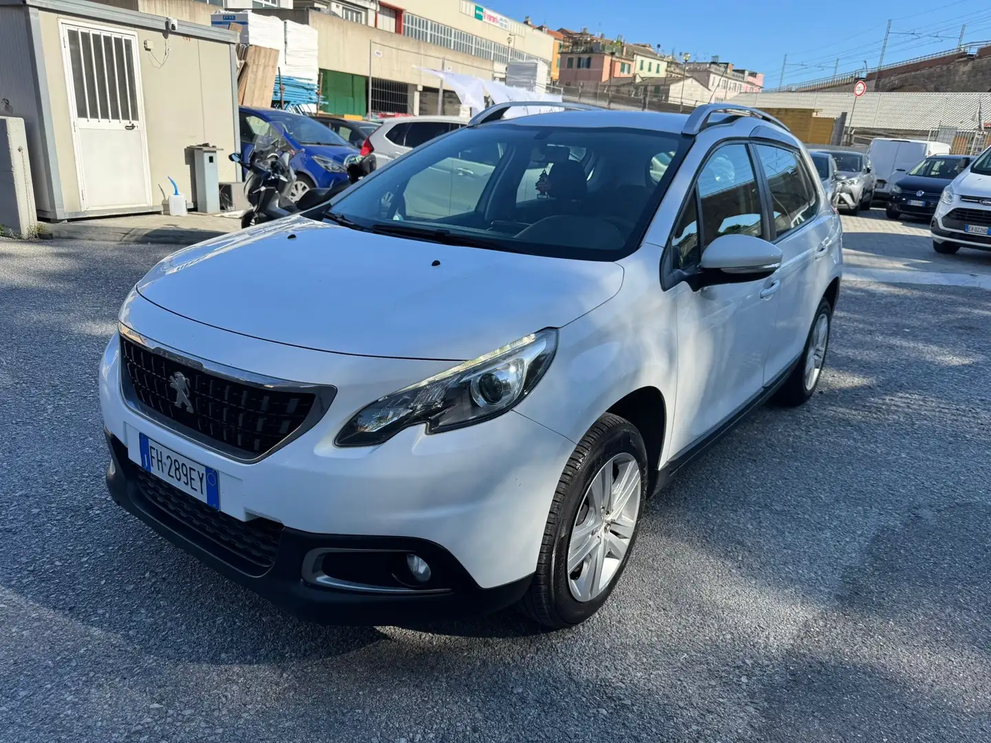 Peugeot 2008 1.2 SOLO 71 MILA KM Bianco - 1