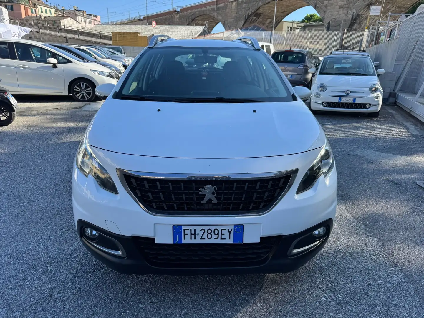 Peugeot 2008 1.2 SOLO 71 MILA KM Bianco - 2