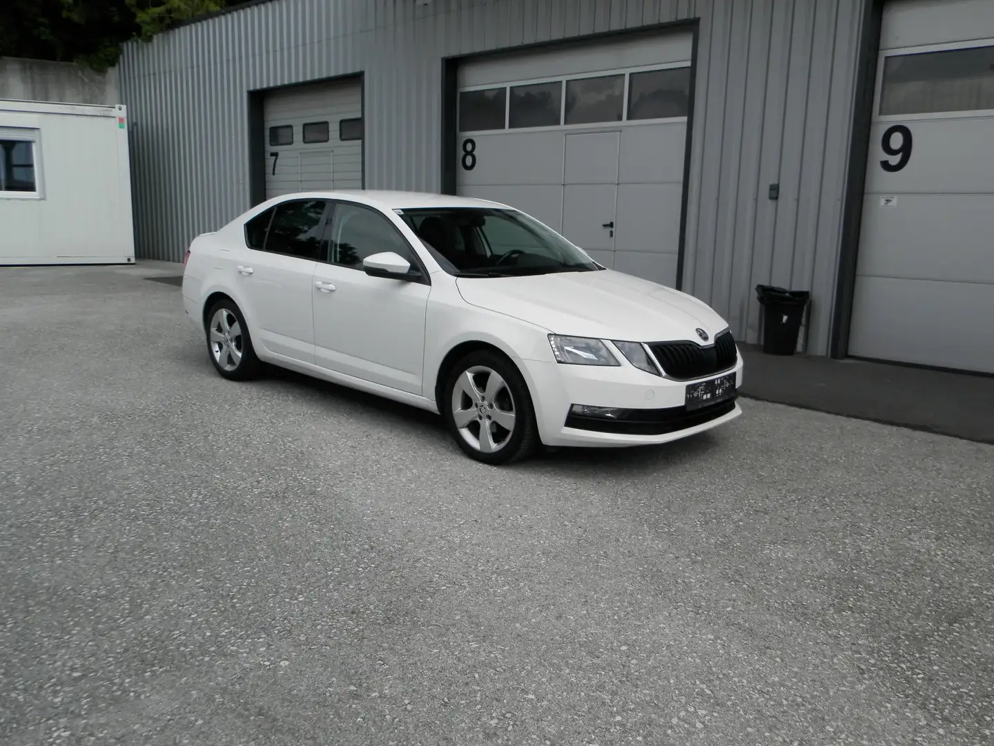 Skoda Octavia Ambition Weiß - 2