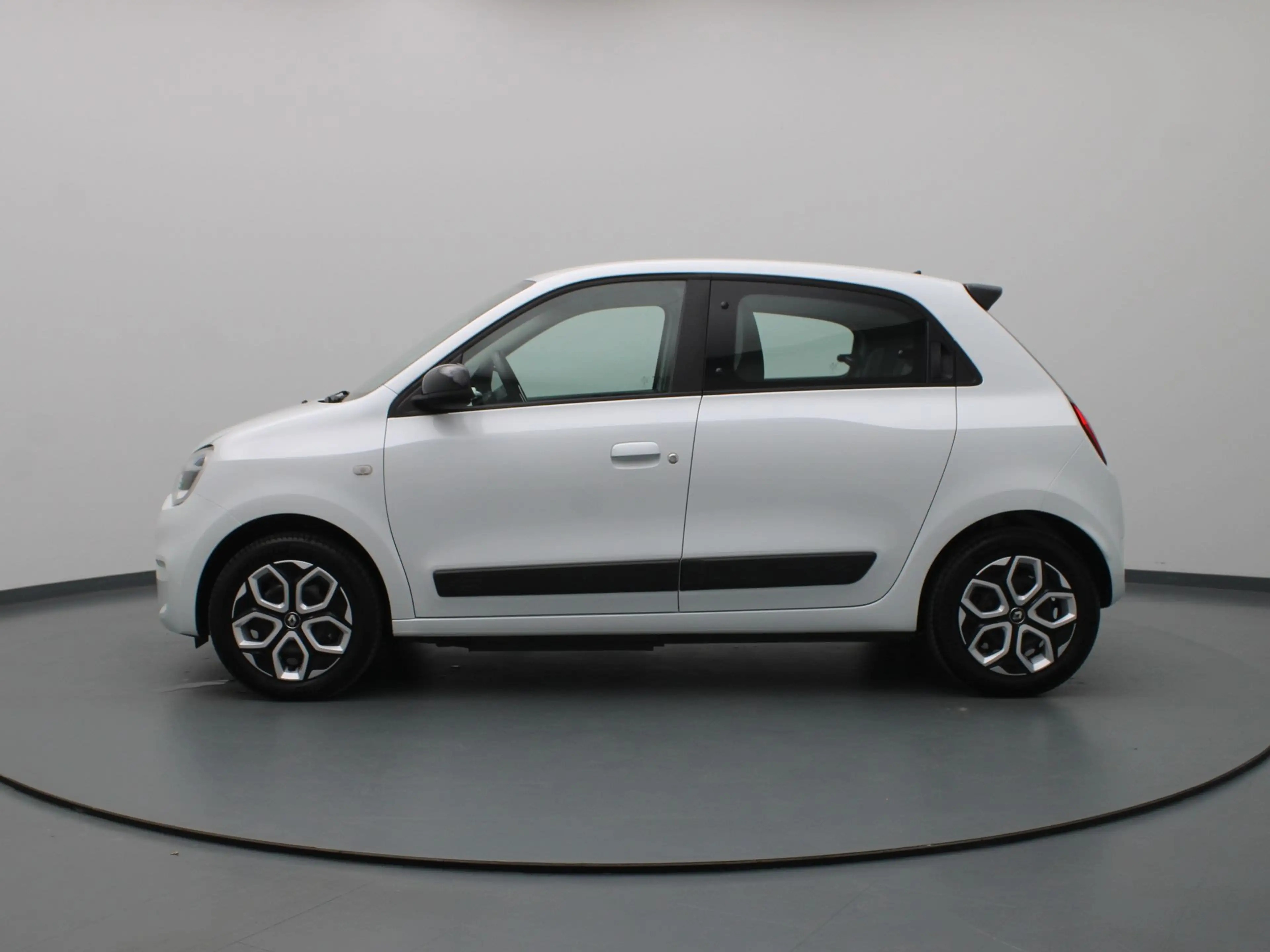 Renault Twingo Z.E. R80 E-Tech Equilibre 22 kWh Apple Carplay/And — photo 23