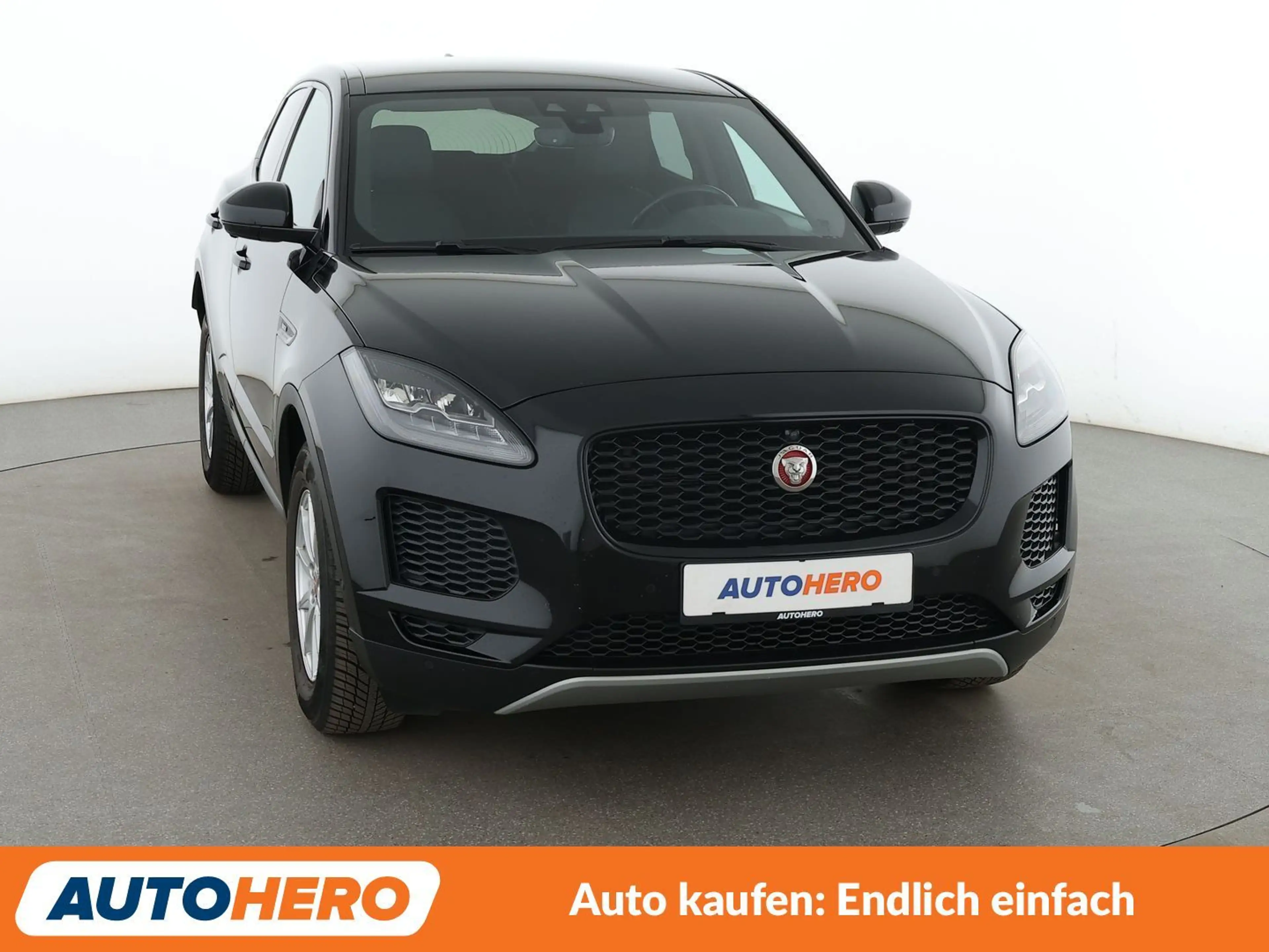 Jaguar E-Pace D150 SE AWD Aut.*NAVI*LED*CAM*TEMPO*SHZ*ALU* — photo 9