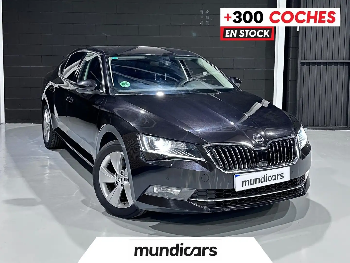 Skoda Superb 1.4 TSI Ambition DSG7 110kW Negro - 1