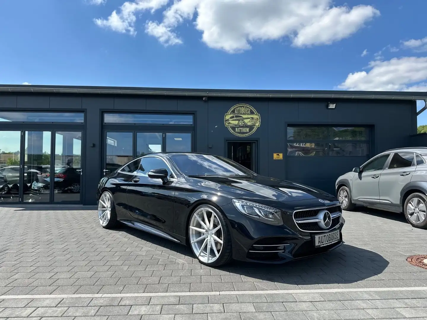 Mercedes-Benz S 560 4Matic*Swarovski*VOLL*11x22* Černá - 1