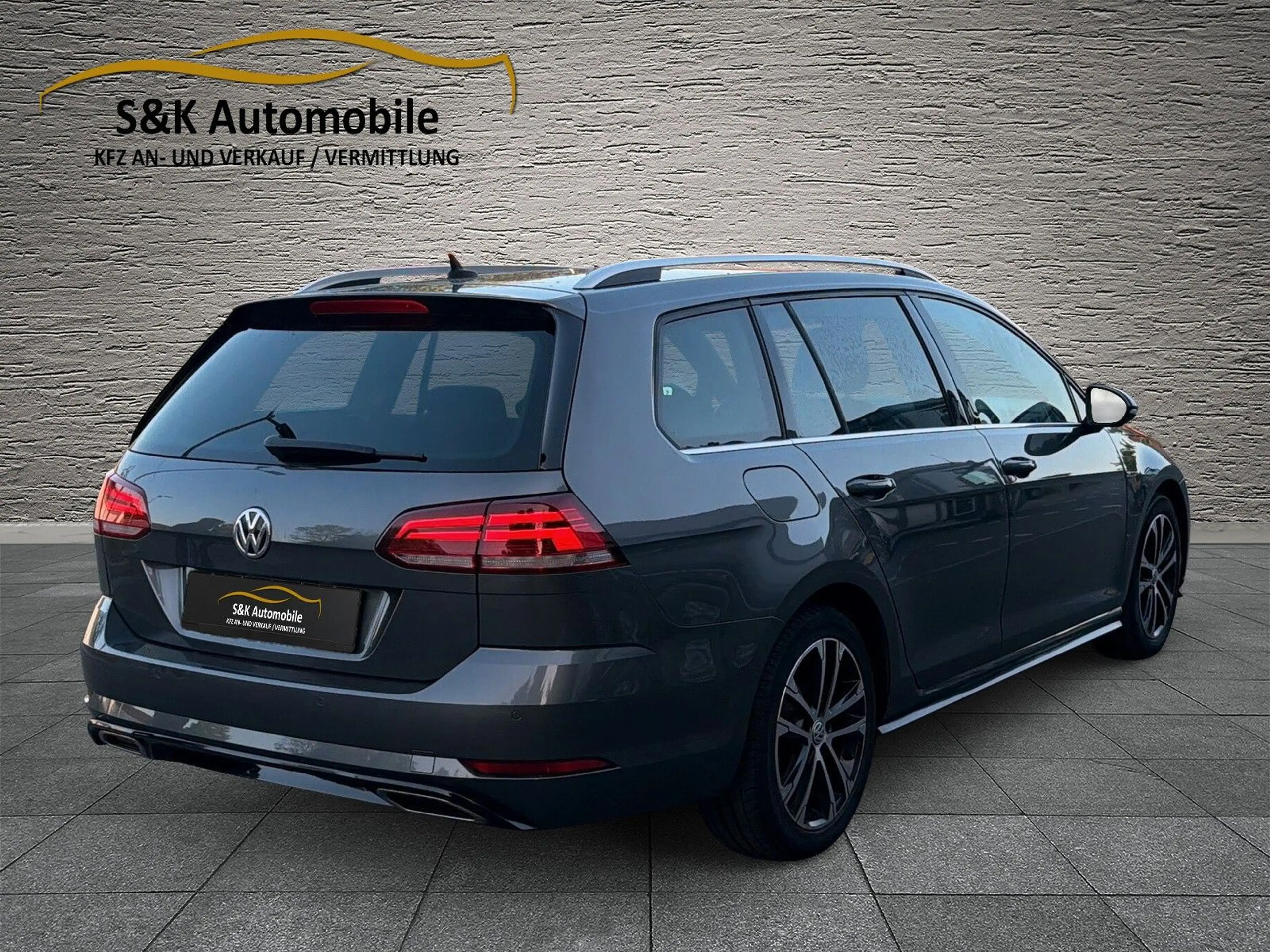 Volkswagen Golf VII Variant Highline 2.0TDI/R-Line/Virtual — photo 5