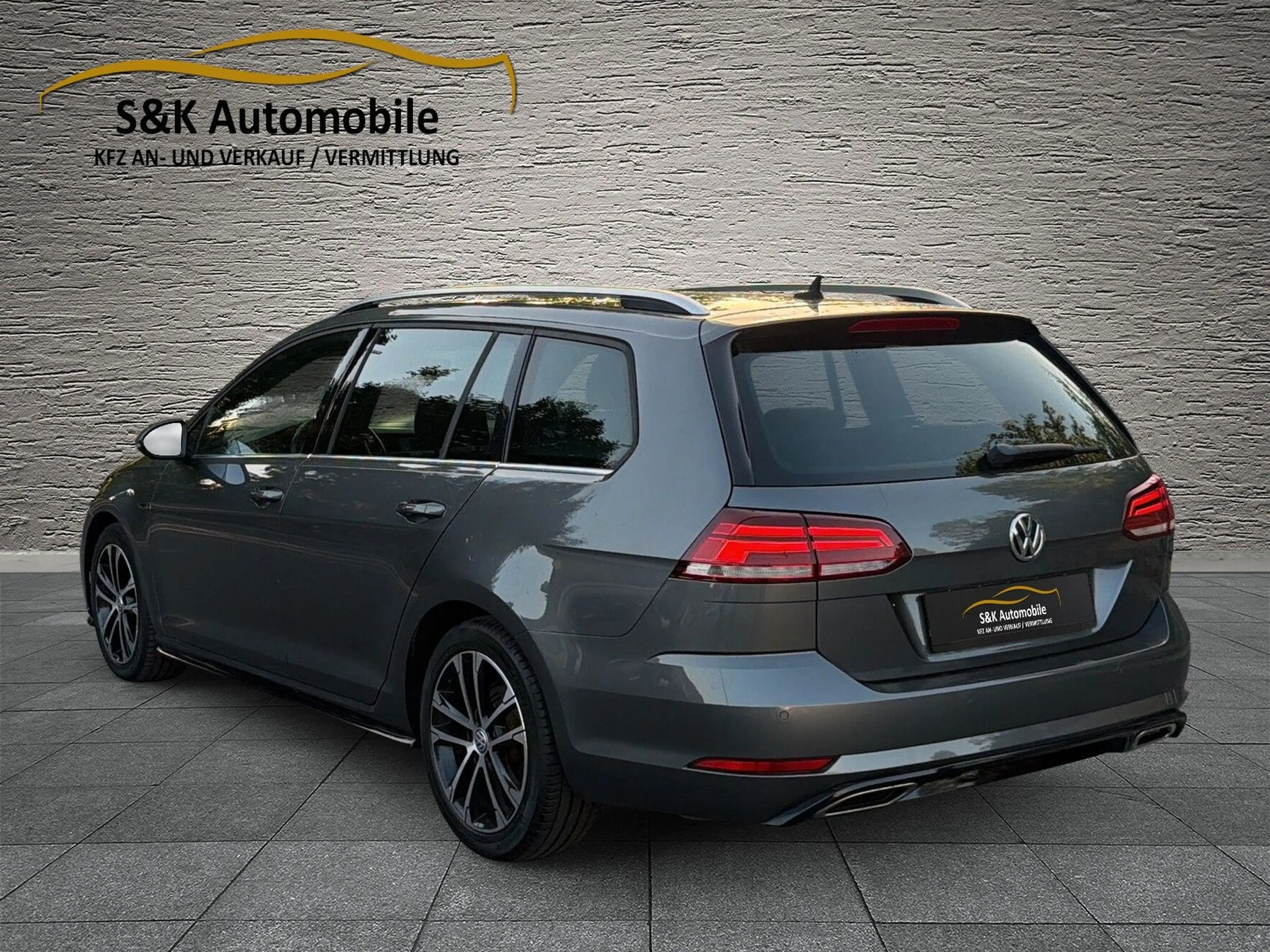Volkswagen Golf VII Variant Highline 2.0TDI/R-Line/Virtual — photo 3
