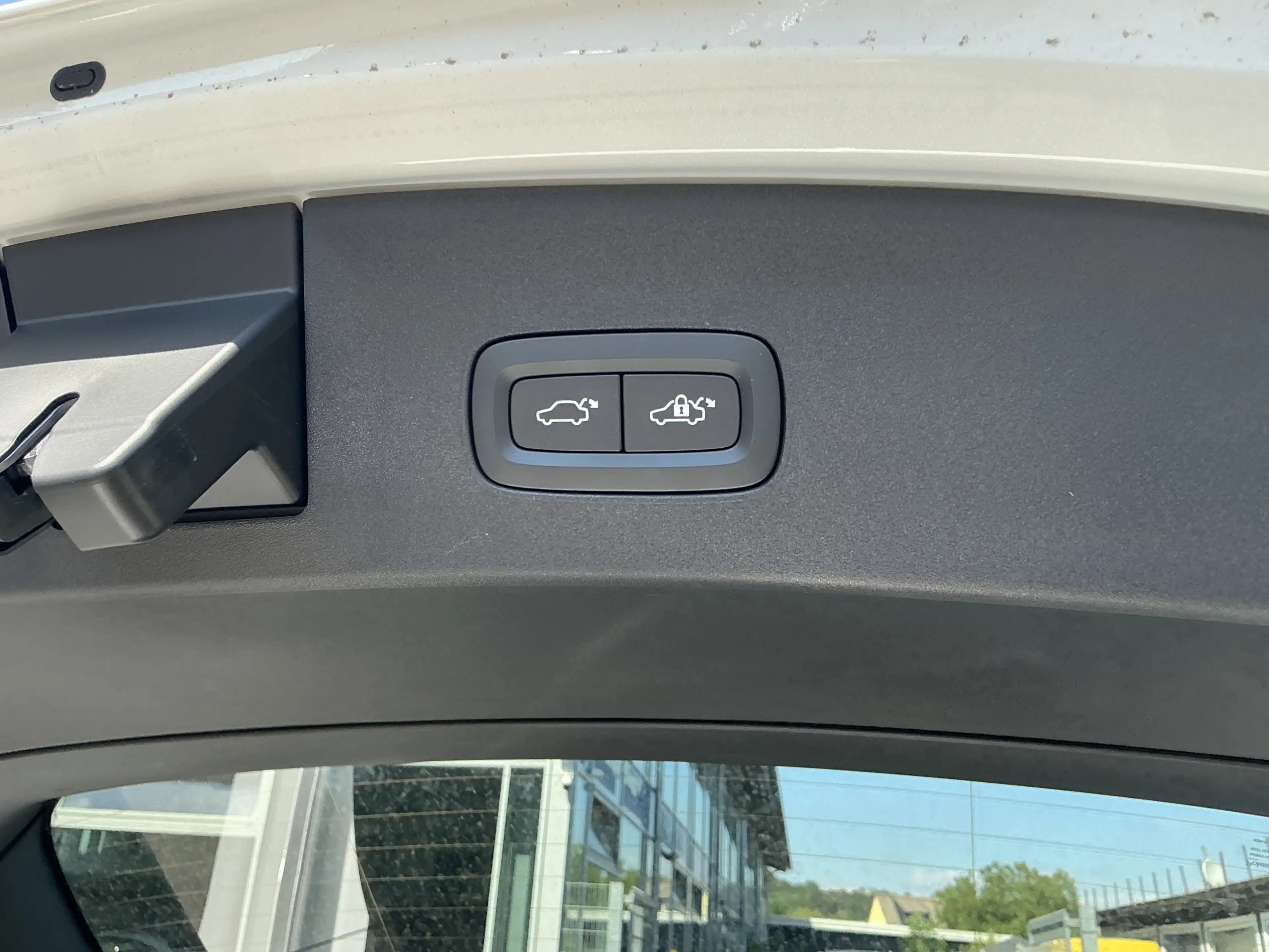 Polestar 2 Standard Range Single HarmanKardon Pano Memory — photo 4