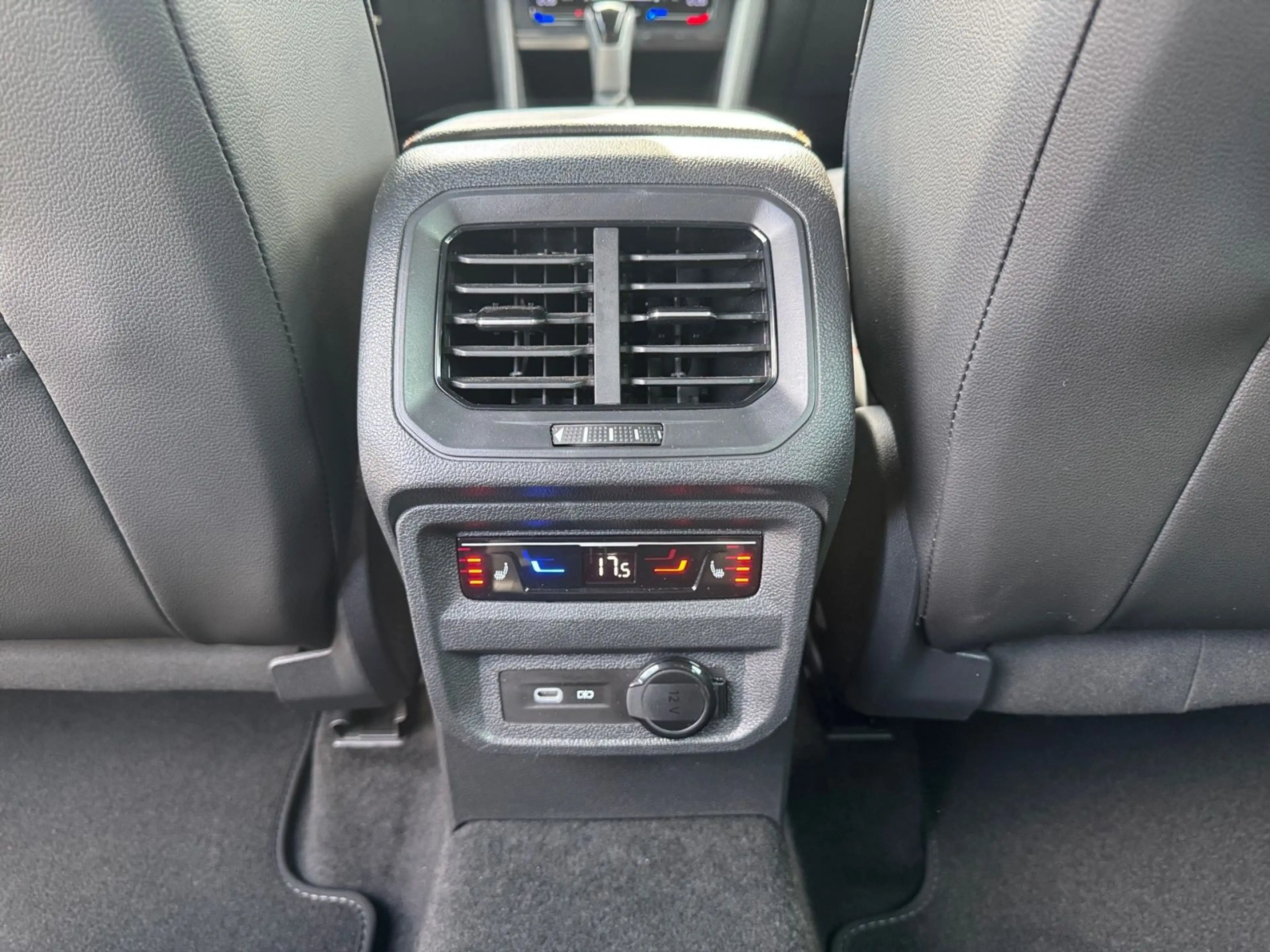 SEAT Tarraco 2.0 TDI FR 4Drive — photo 14