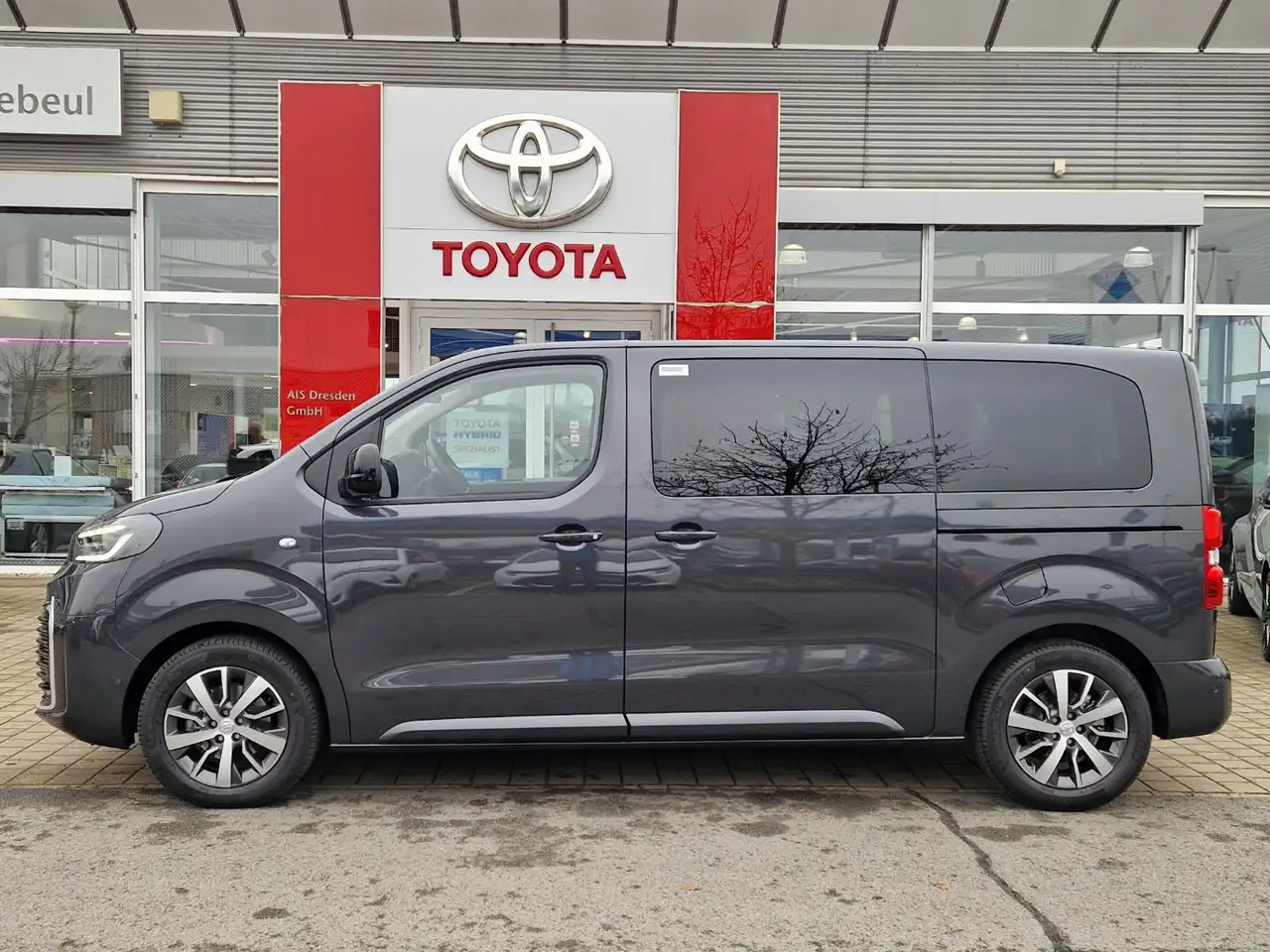 Toyota Proace Verso 2.2 D-4D L1 Teamplayer LED+Navi+SHZ 5