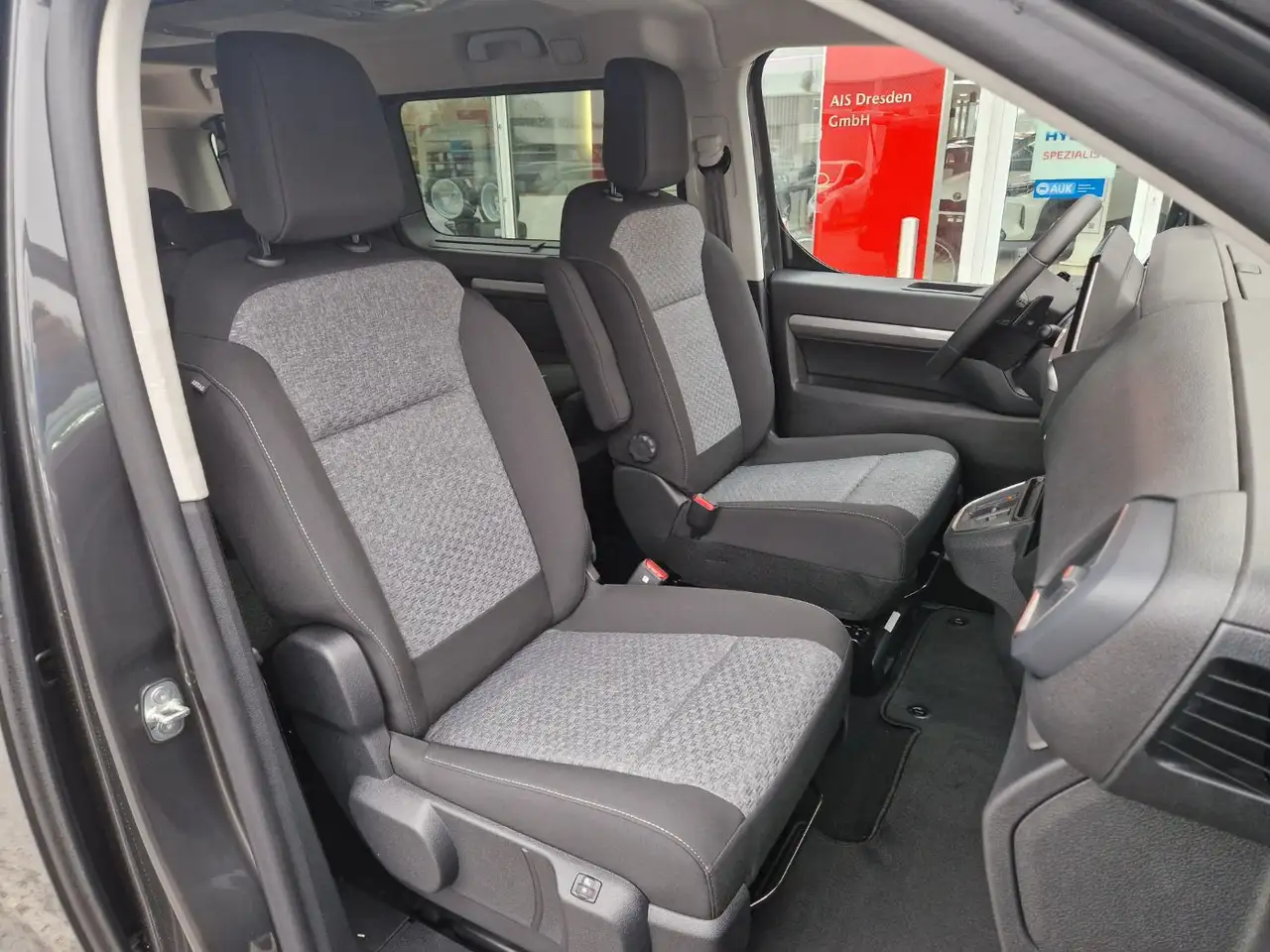 Toyota Proace Verso 2.2 D-4D L1 Teamplayer LED+Navi+SHZ 14