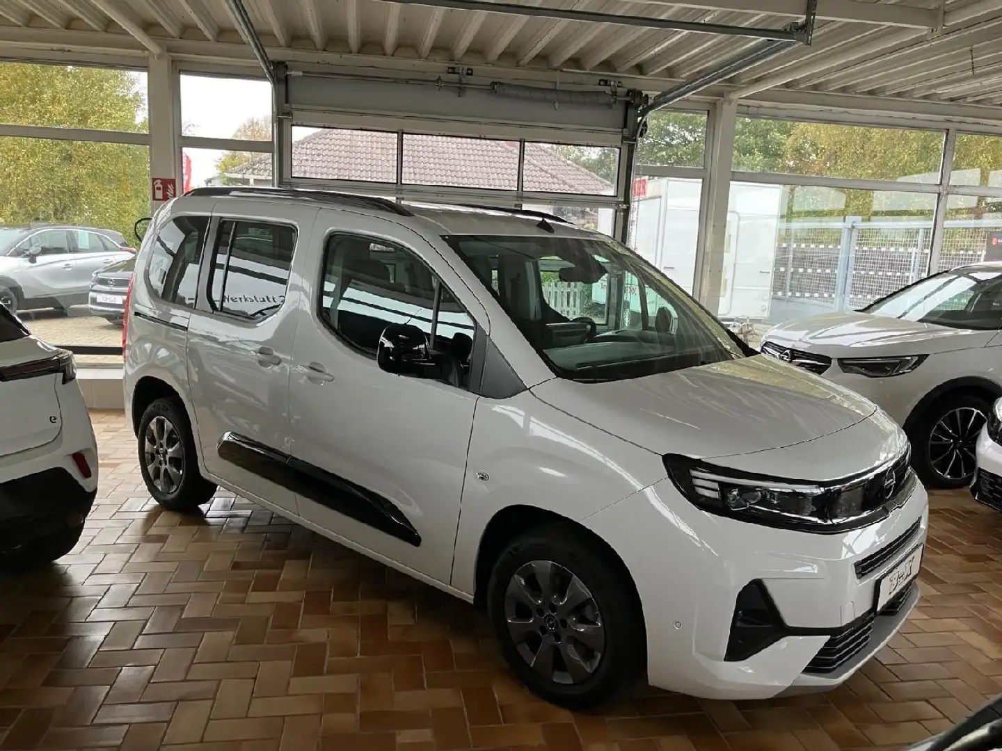 Opel Combo Life GS Weiß - 2
