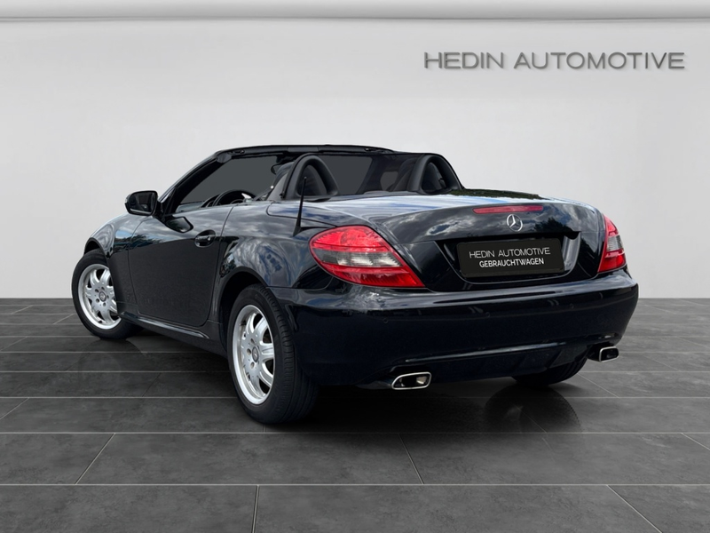 Mercedes-Benz SLK 200 Kompressor Roadster AMG|MBUX|SHZ|LEDER — photo 3
