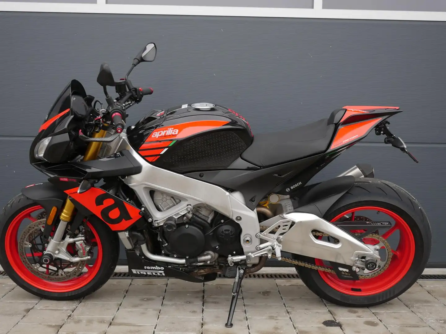 Aprilia Tuono V4 1100 RR - 2017 - Extras - 2