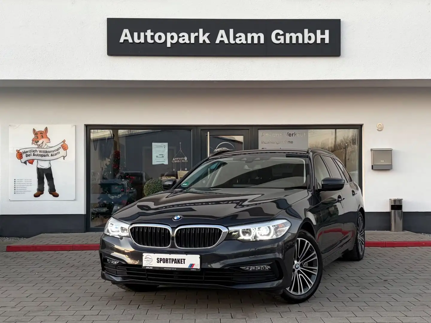 BMW 525 d Touring M Sportpaket Lane Side RFK ViCo Grau - 1